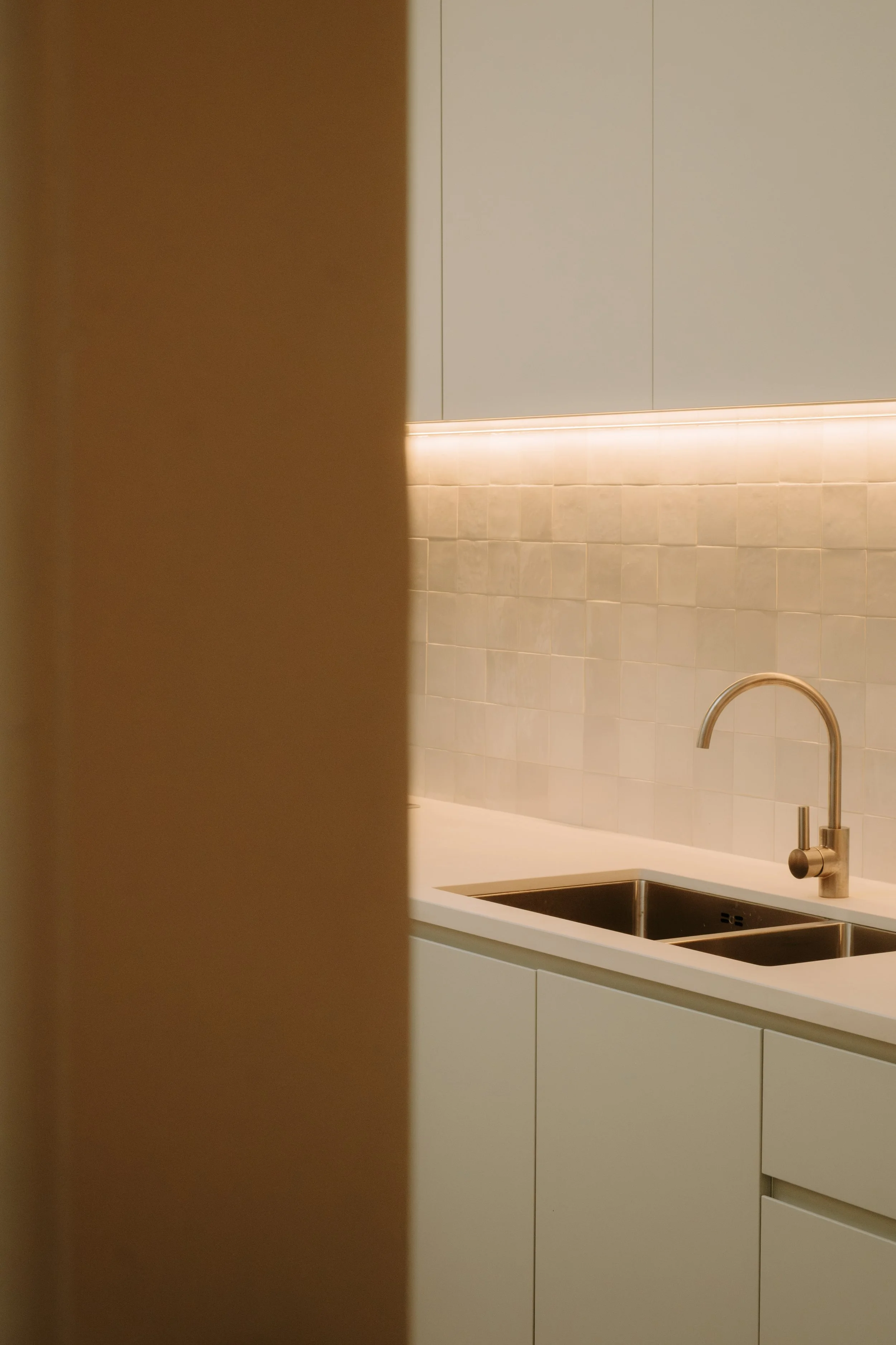 kew-kitchen-sink-interior-design.jpg