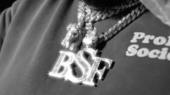 Benny Watts &amp; Fuego Base - Band Chasing (Official Music Video)