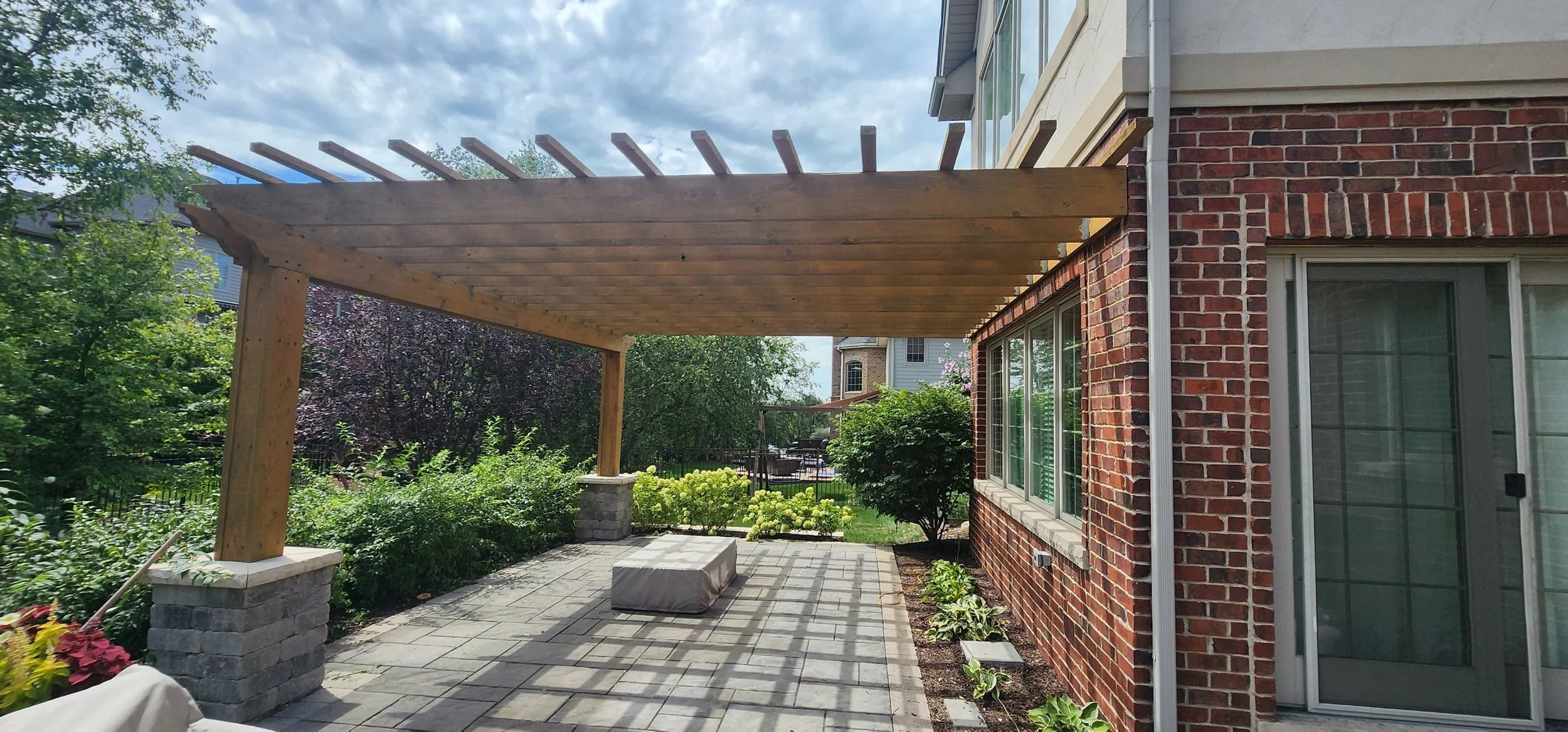 exterior pergola.jpg