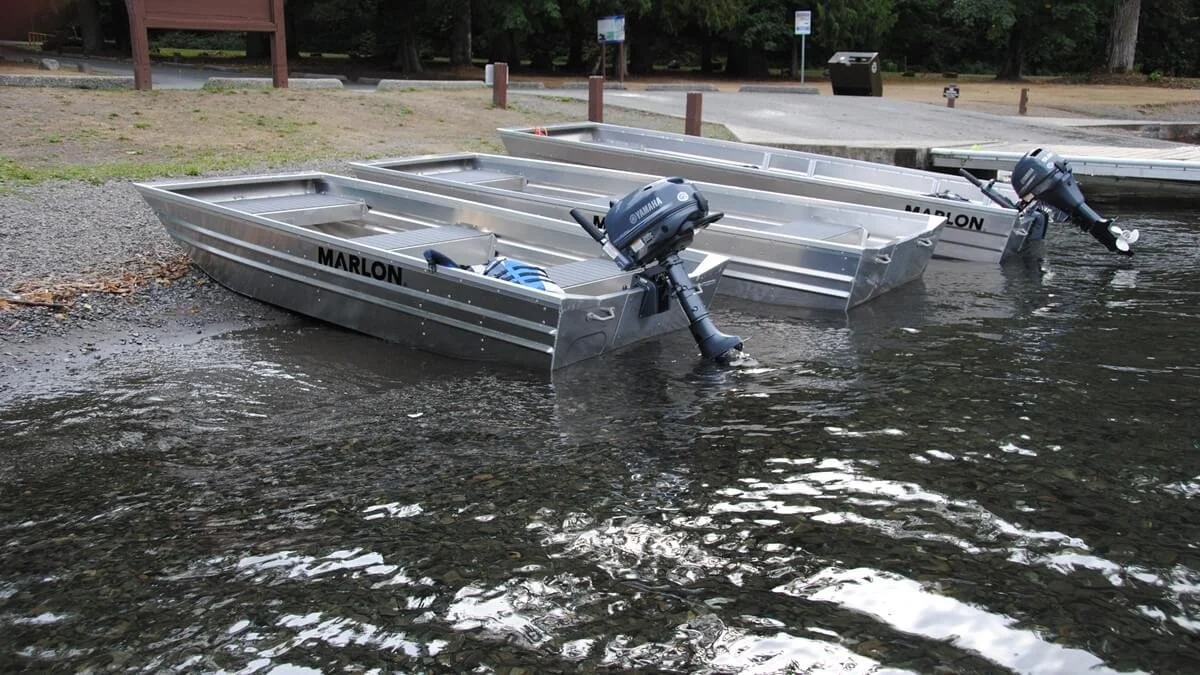 Marlon SP10 Jon Boats Beached View.jpeg