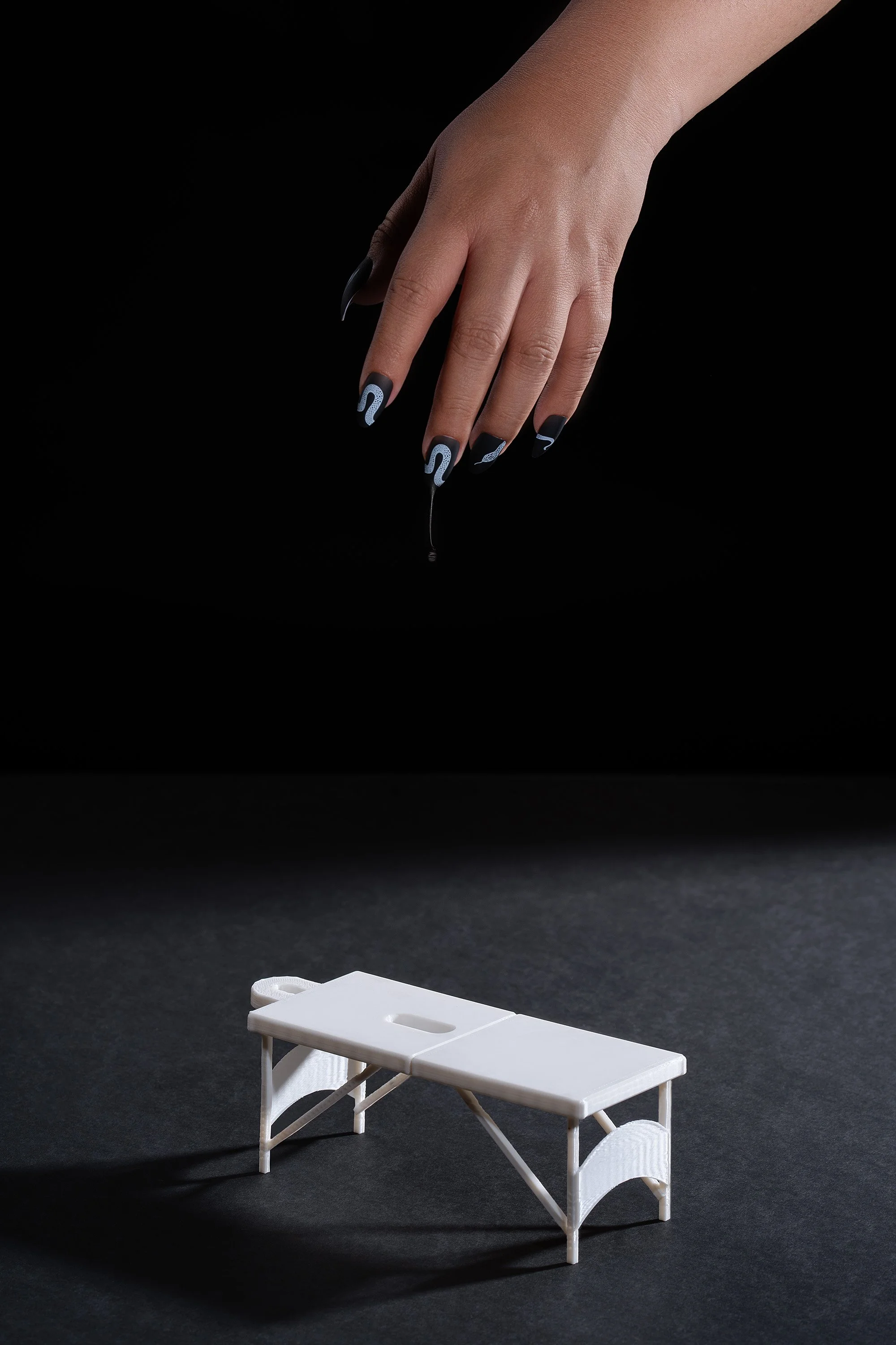 Camilla especial miniatura que representa el diseño propio y la atención al detalle dentro de la experiencia de los spas Monterrey.