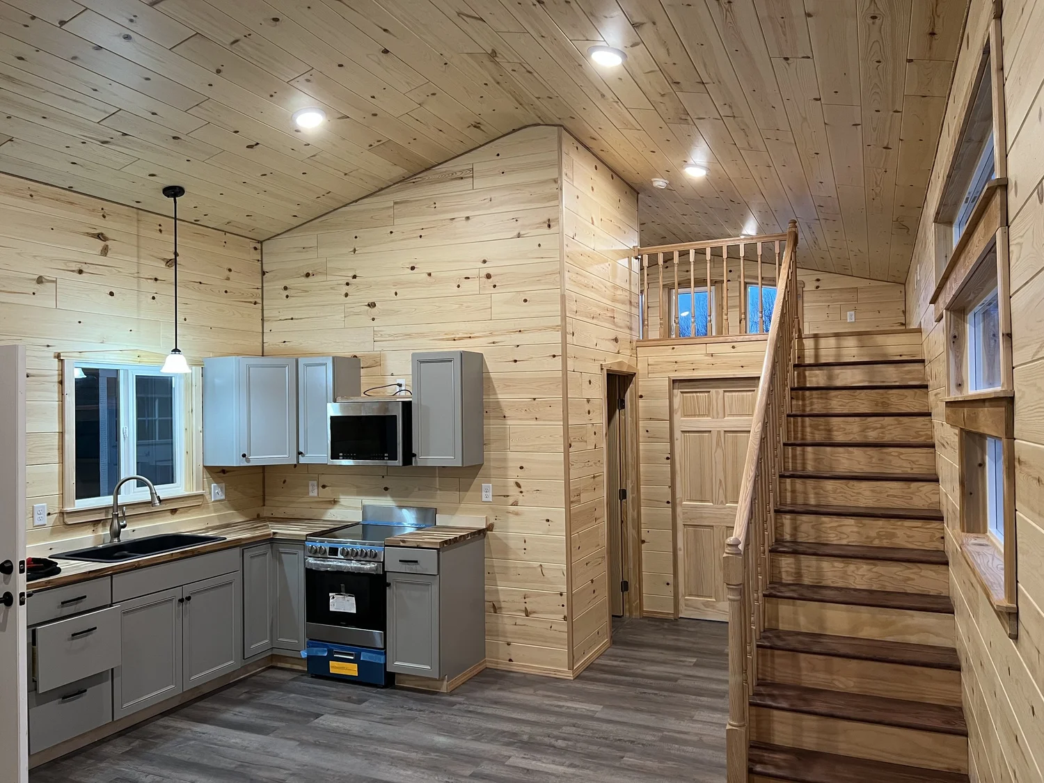 Stitt Construction | Custom Alaska Tiny Homes, image size:1500x1125