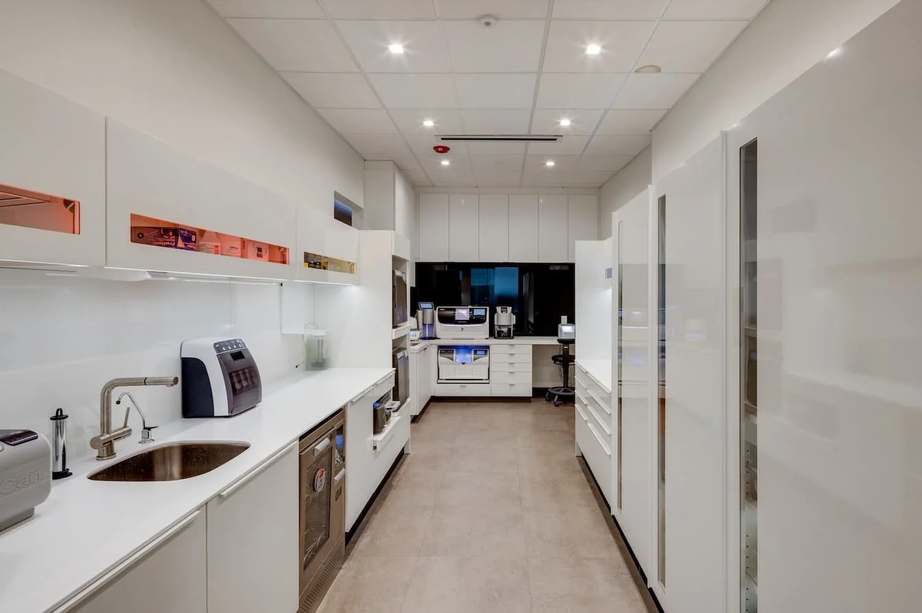 Dental Lab.jpg