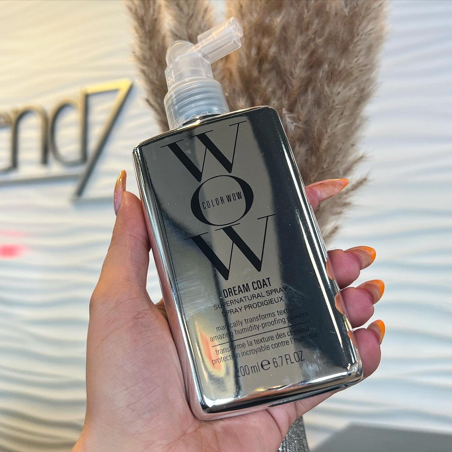 Color WOW Dream Coat is a MUST HAVE for summer! It is an advanced anti-frizz technology leaving the hair glossy &amp; ultra smooth. It is super lightweight in the hair and will last up to 3-4 washes! Crazy I know ✨ We also sell travel sizes for vacat
