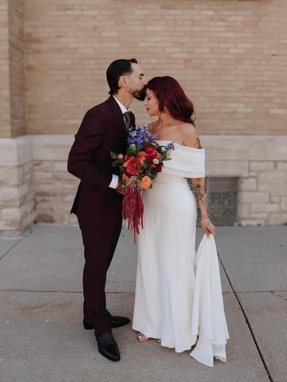 fall weddings will forever be my absolute favorite! congrats again to the Doty&rsquo;s and thank you for trusting me on your very special day 🫶🏽 gorgeous photos by @savannahrphoto