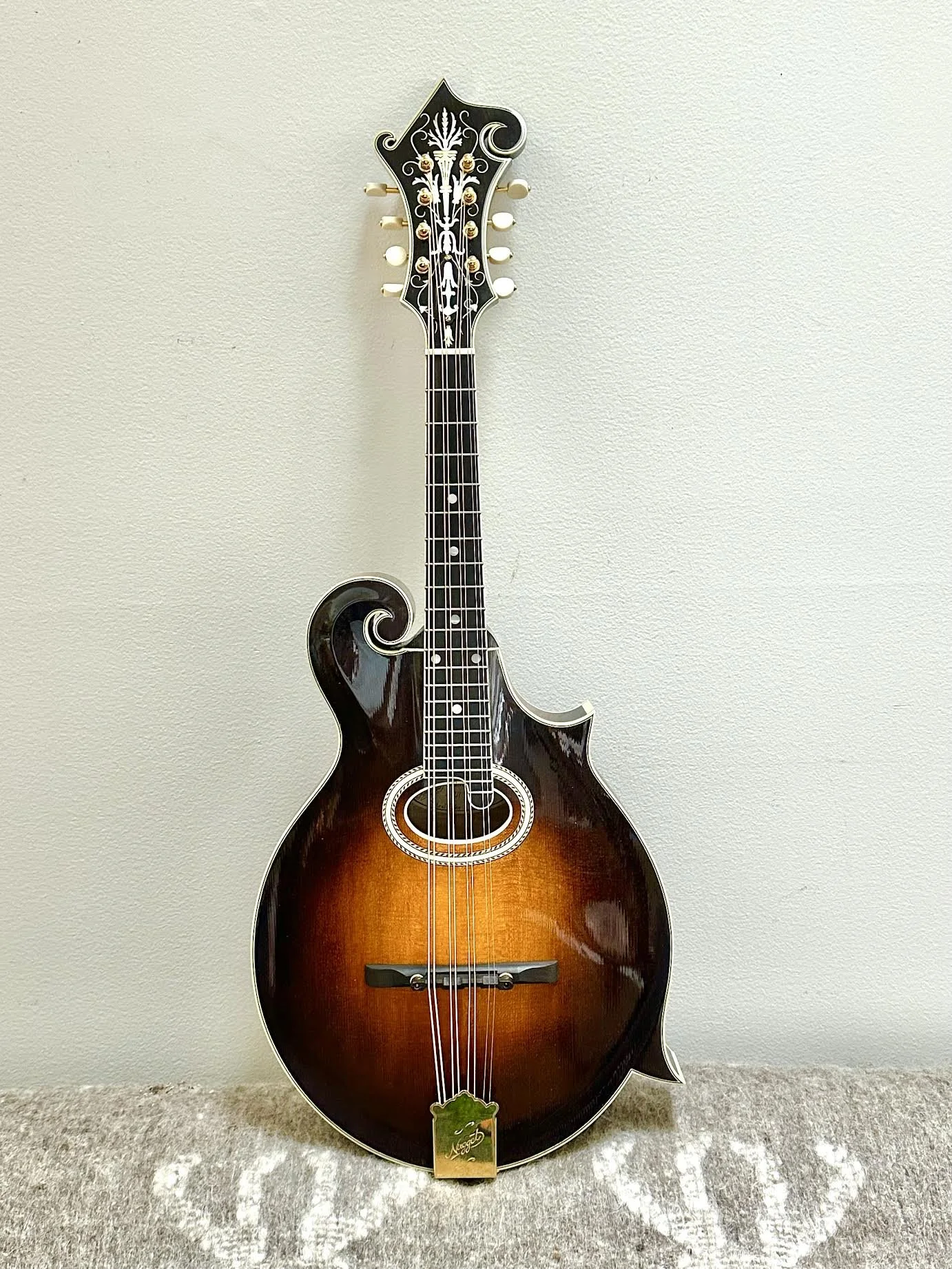 1998 Nugget H4 Mandola (#211)