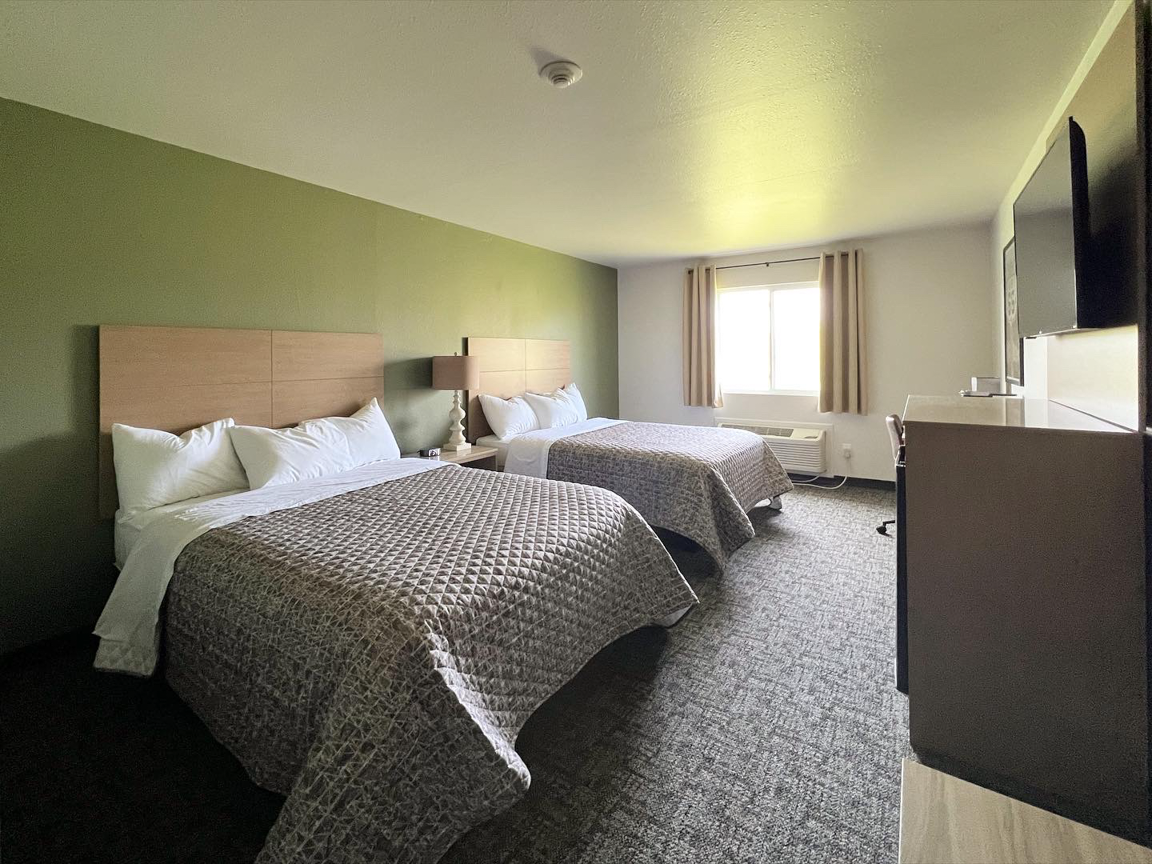 The Trail Inn Atlanta Rooms — Trail Hotels