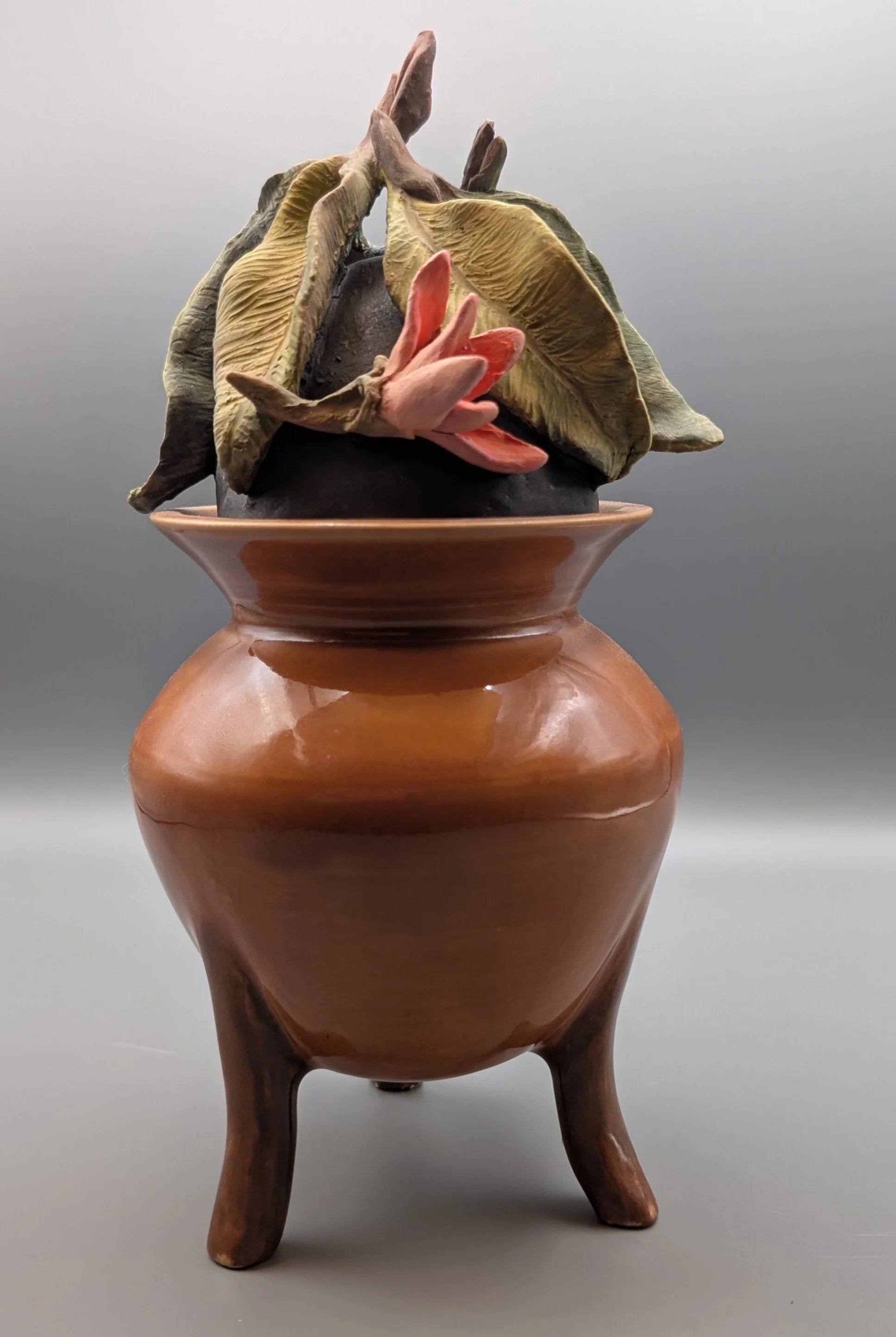 Picture of hand-painted pot with legs