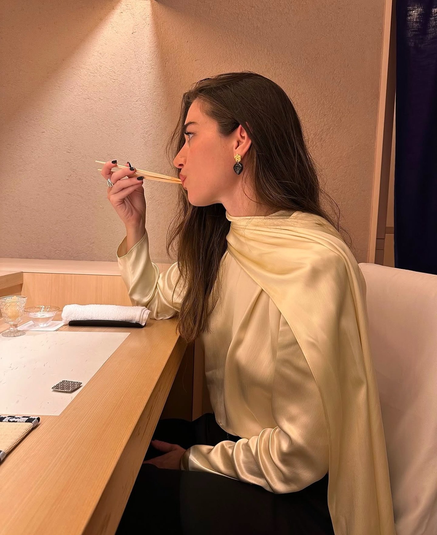 @MagdaButrym articulating the essence of sophistication with a carefully draped silk blouse, that gives way to a dramatic off the shoulder cape effect. 

Now available at Splash Boutiques. 

#MagdaButrym #Fashion #Luxurystyle