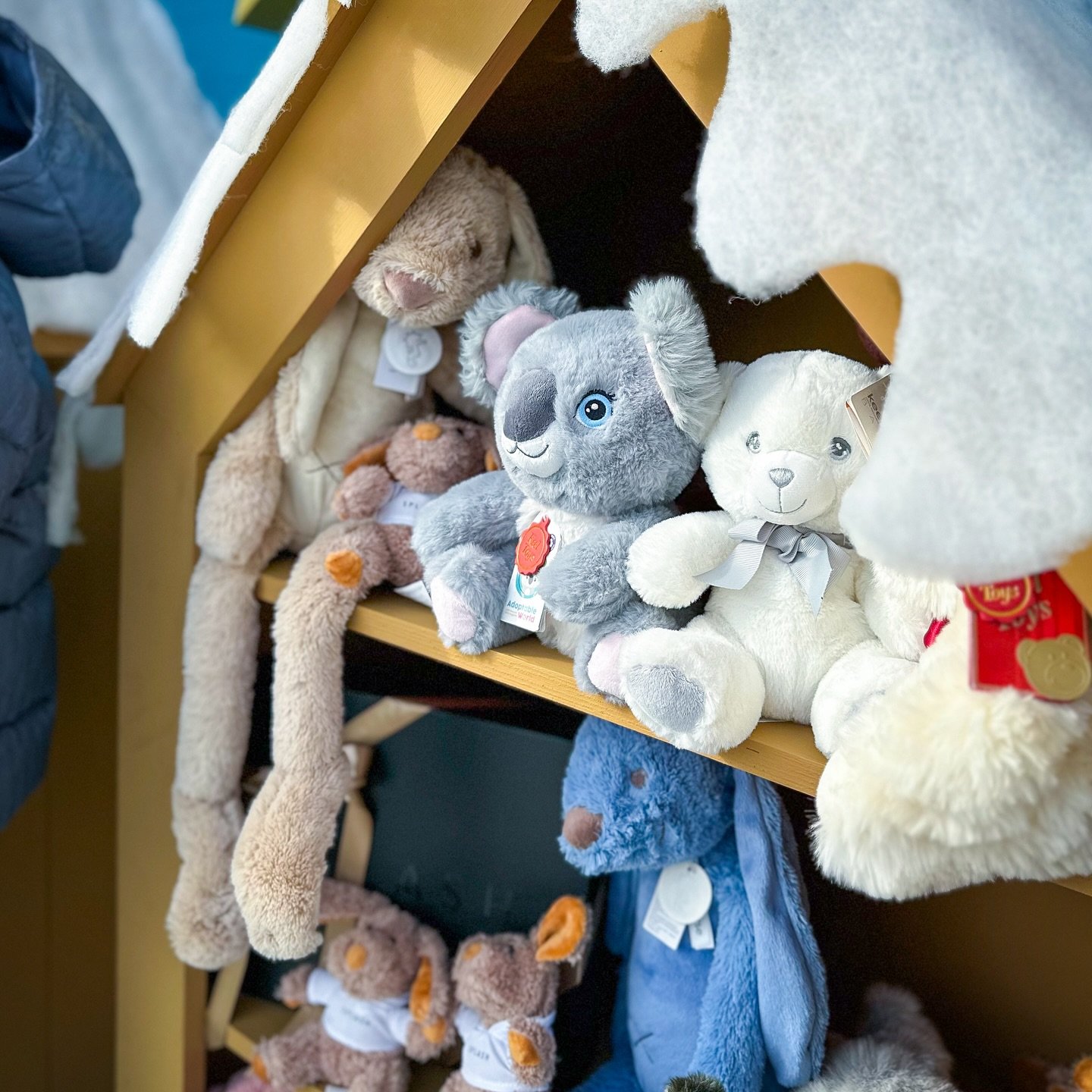 When our cuddly friends become wholesome gifts, we have happy kids! 🧸

#SplashKids #Gifts #SplashBoutiques #Toys #KeelToys #HappyHorse #Kids