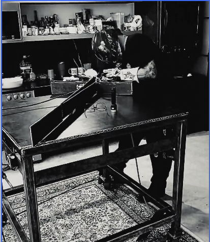 Dillinger at work.png