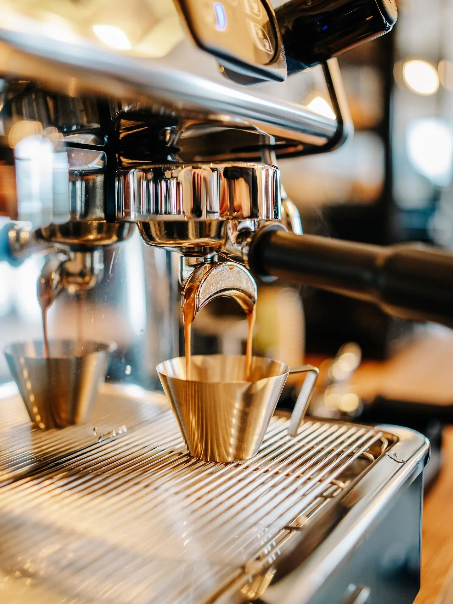 Ohne Kaffee l&auml;uft hier gar nix.
Mit Kaffee? L&auml;uft&rsquo;s hyggelig. 😎☕
#CoffeeBeforeCamping #Kaffeeliebe #campinglife #camping #welovecamping #hygge #ownlake #hyggehygge #denmark #denmarklove #hyggelife #hyggelake #lakeview #campingindenma
