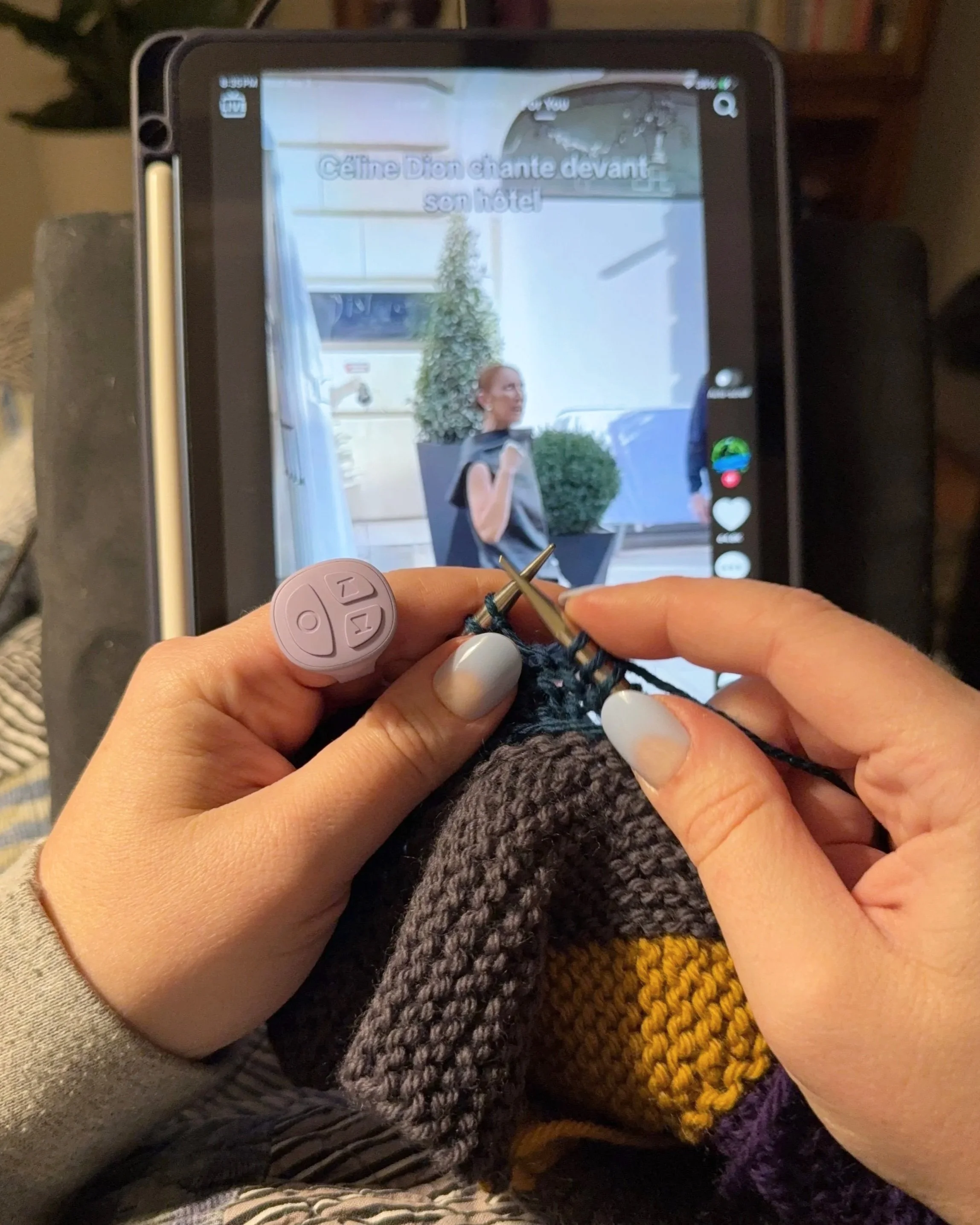This Ring-Sized Remote Makes Scrolling Even Easier
