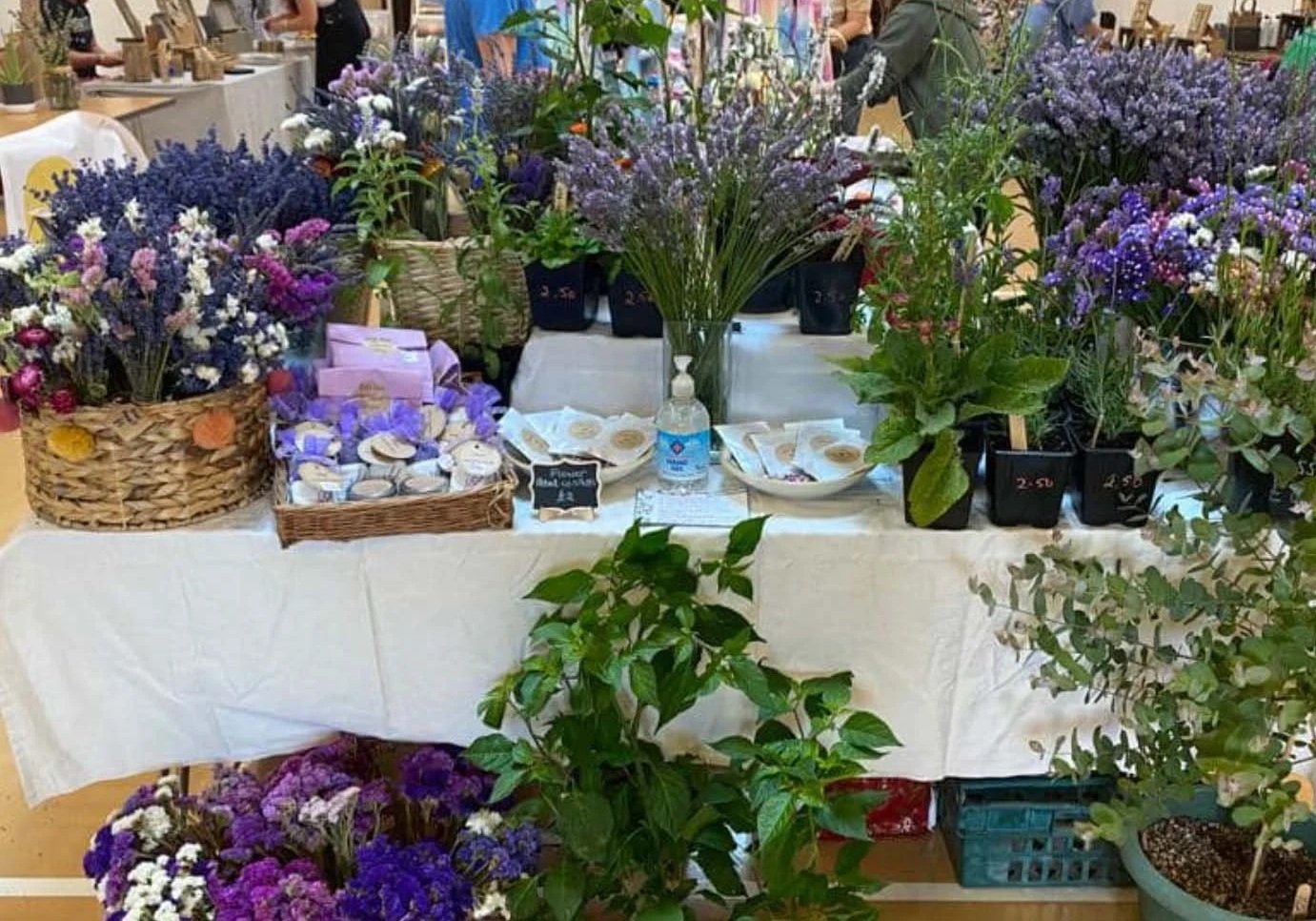 Markets/Fayres @ Llangennith Parish Hall -  From artisan food & drink producers and innovative arts, crafts, photography and pottery, to cosmetics, clothes, lavender and all things surfing