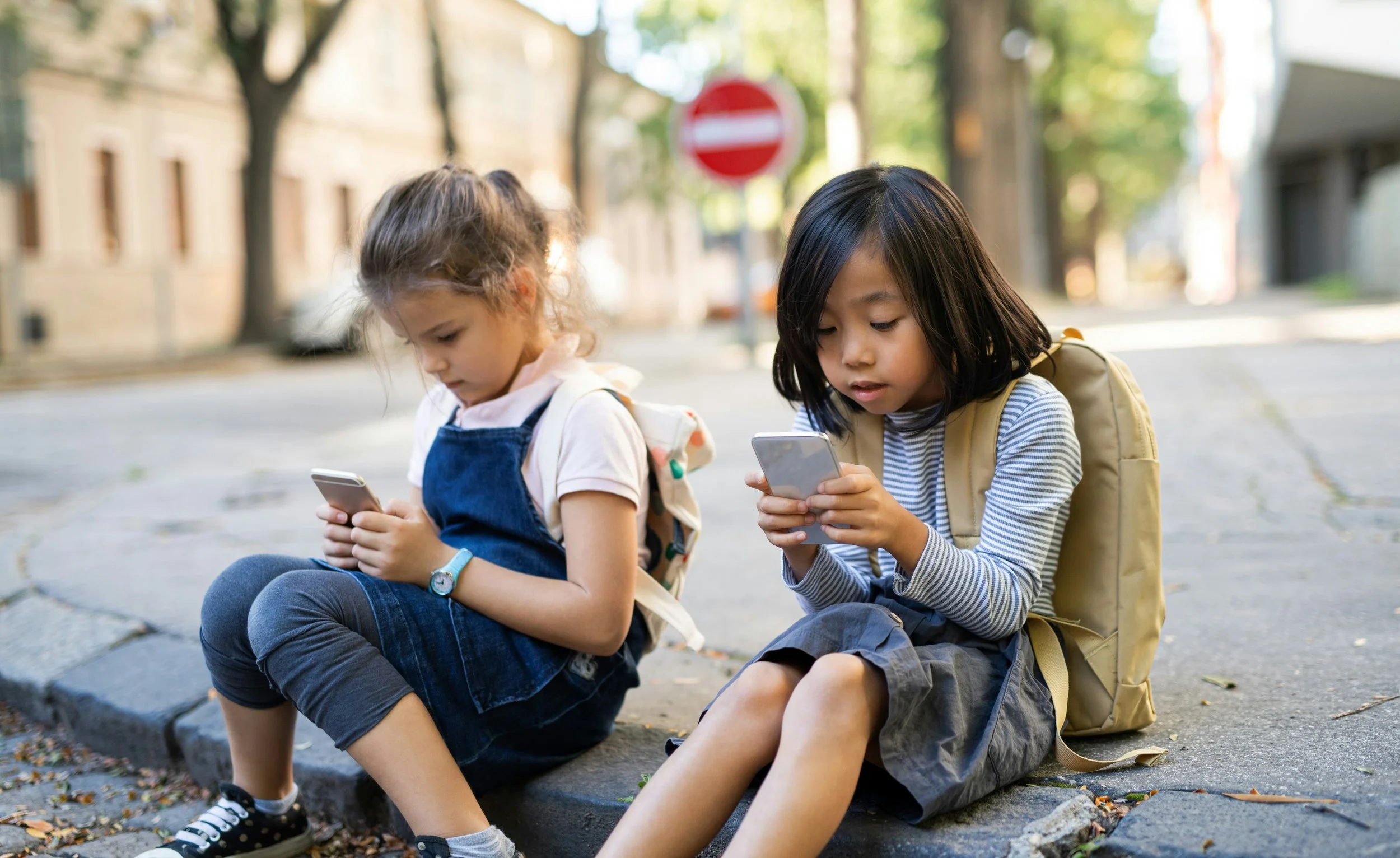 Safeguarding Your Child's Online World (Ages 5-10), A Talk for Parents