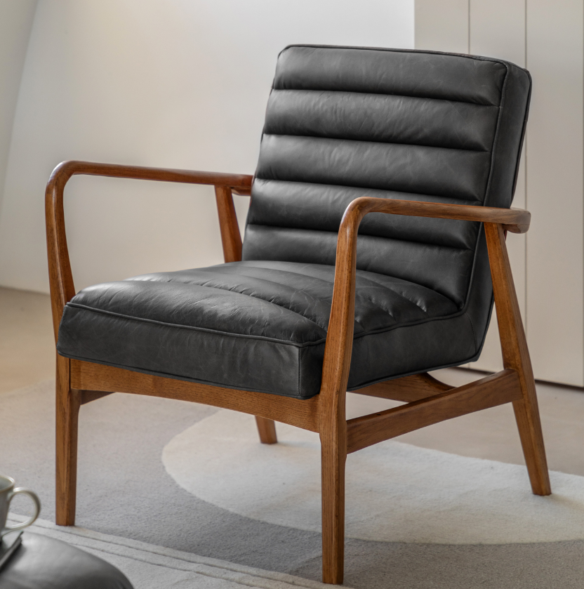 Datsun armchair antique ebony 2.png