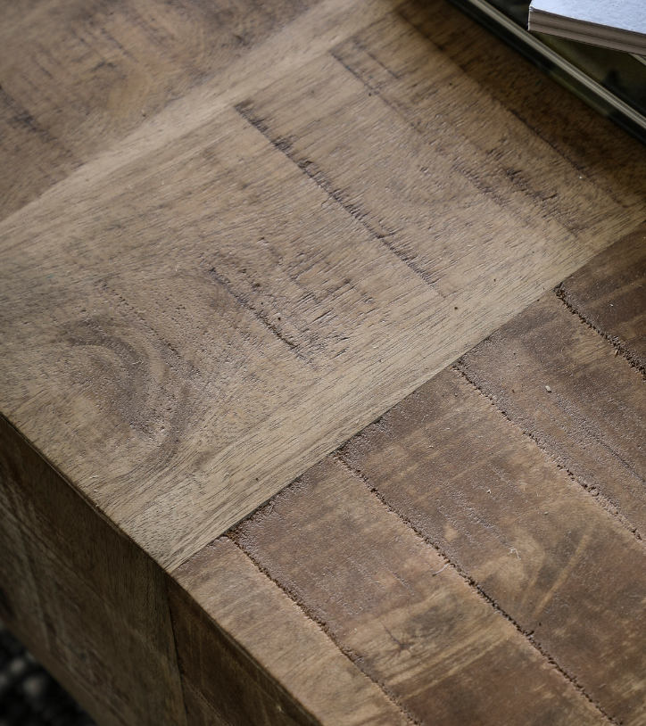 Iowa coffee table natural 3.png