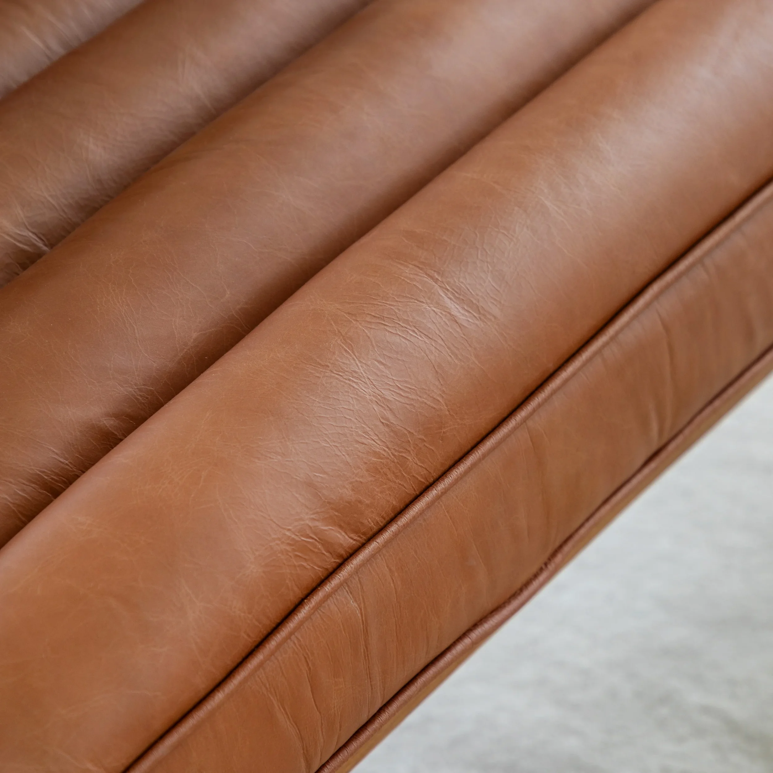 FURN-SOFA-244633~3-preview.webp