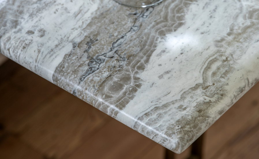 Lusso Supper Table 1 .png