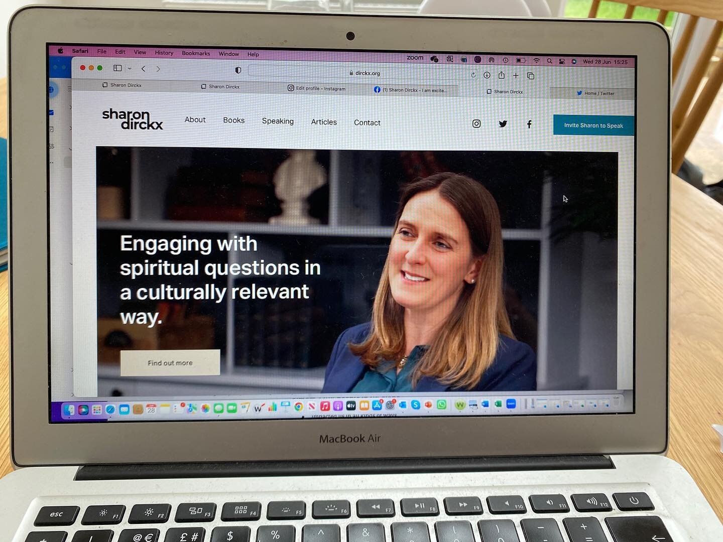 Excited to share that I now have my own website. www.dirckx.org. This is how the best way to reach me for work-related things. Thank you @riosummers for your amazing work in getting this up &amp; running!