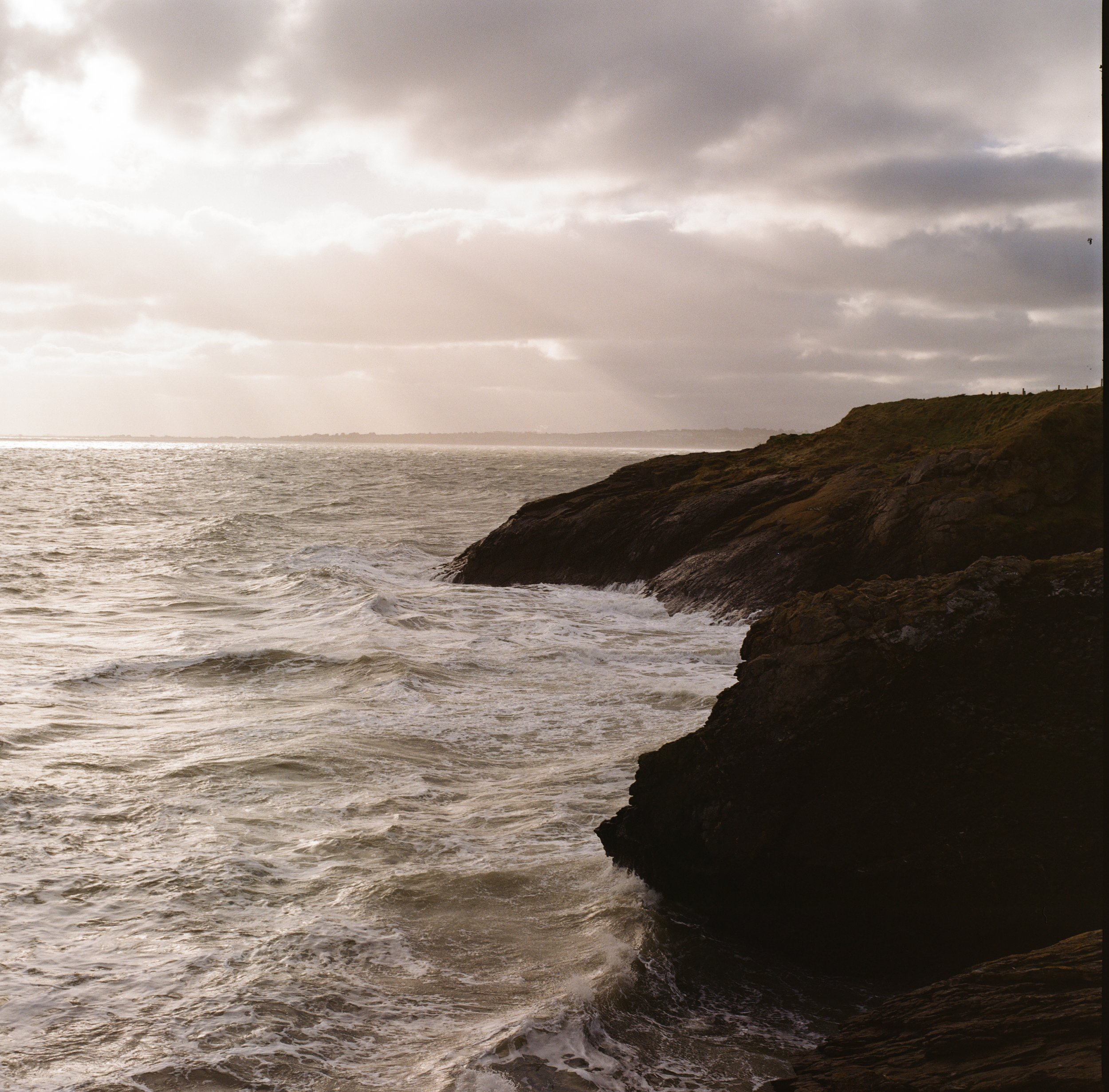 hasselblad-500cm-irish-coast-kodak-gold-200-18.jpg