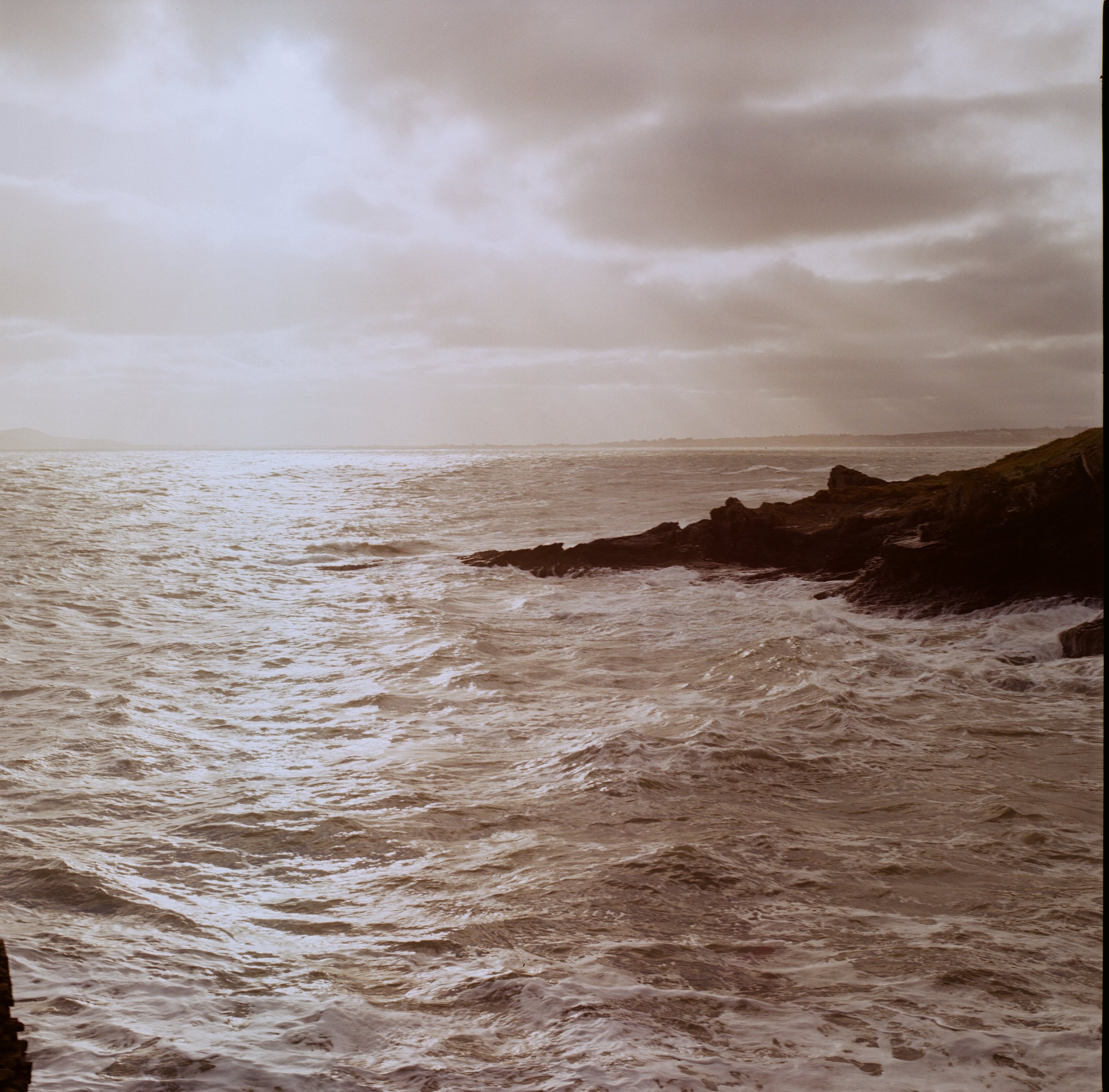 hasselblad-500cm-irish-coast-kodak-gold-200-19.jpg