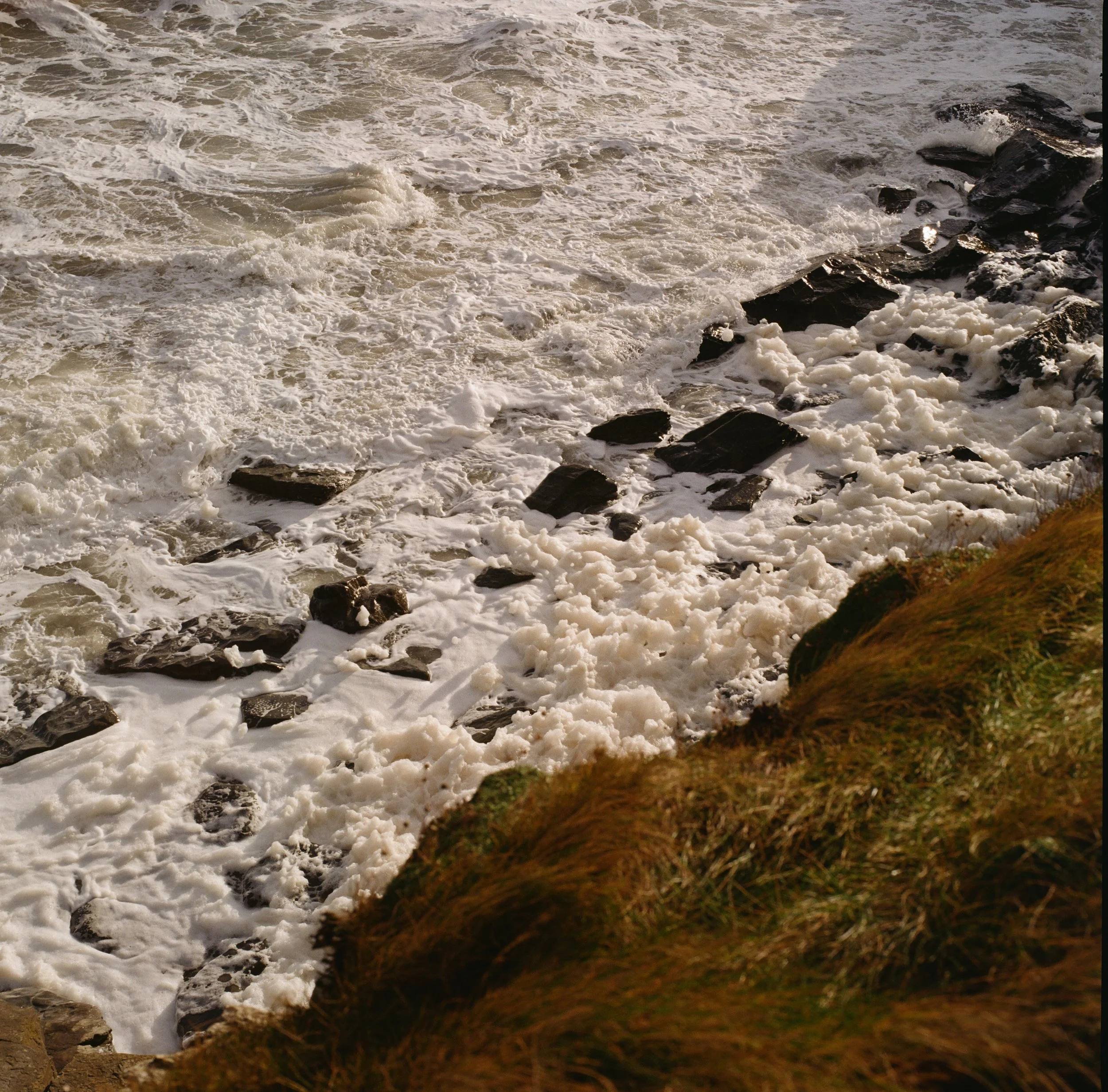 hasselblad-500cm-irish-coast-kodak-gold-200-17.jpg