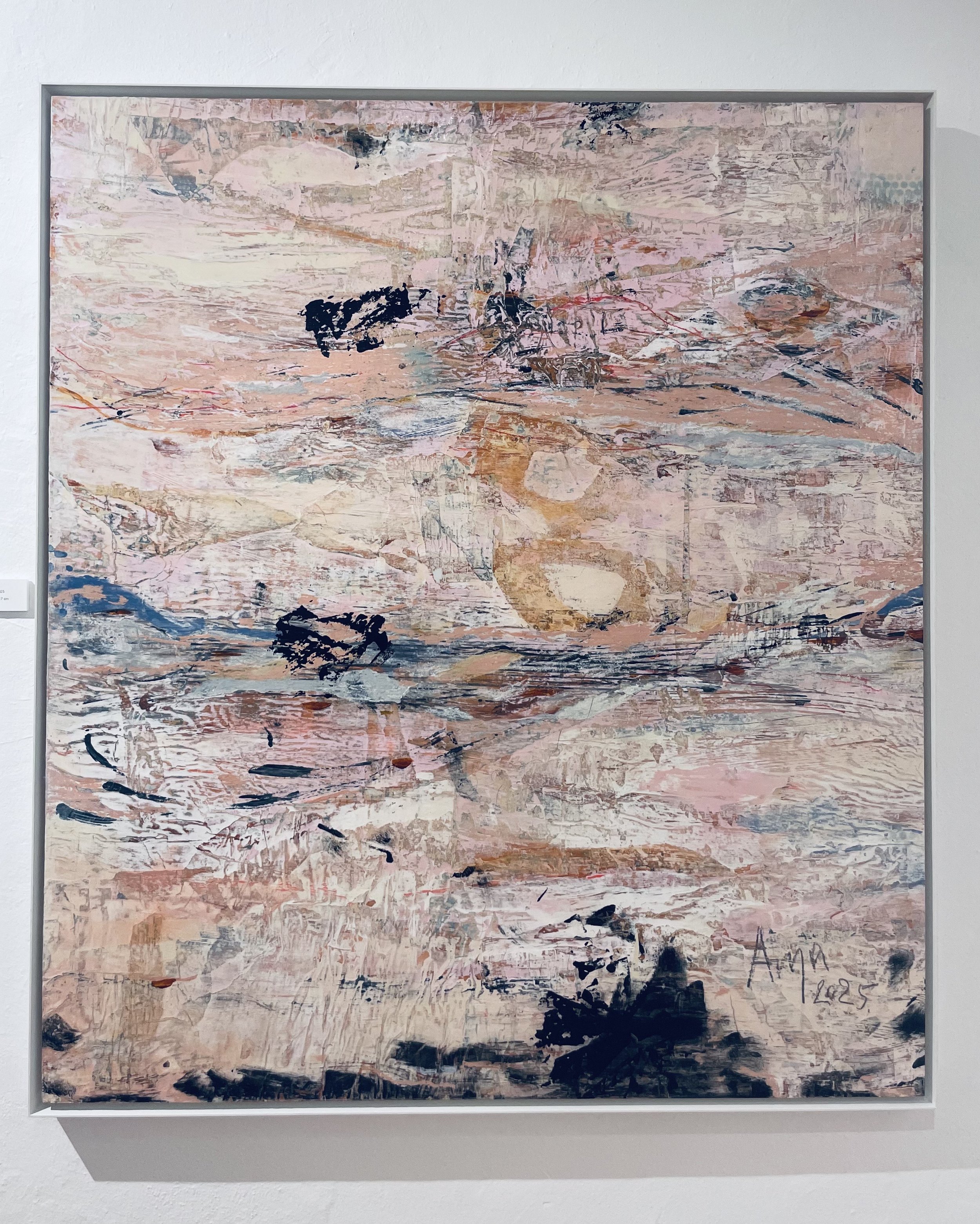 "Softness" 102x117 cm. Mixed media on wooden panel. 2025. Price: 3000€