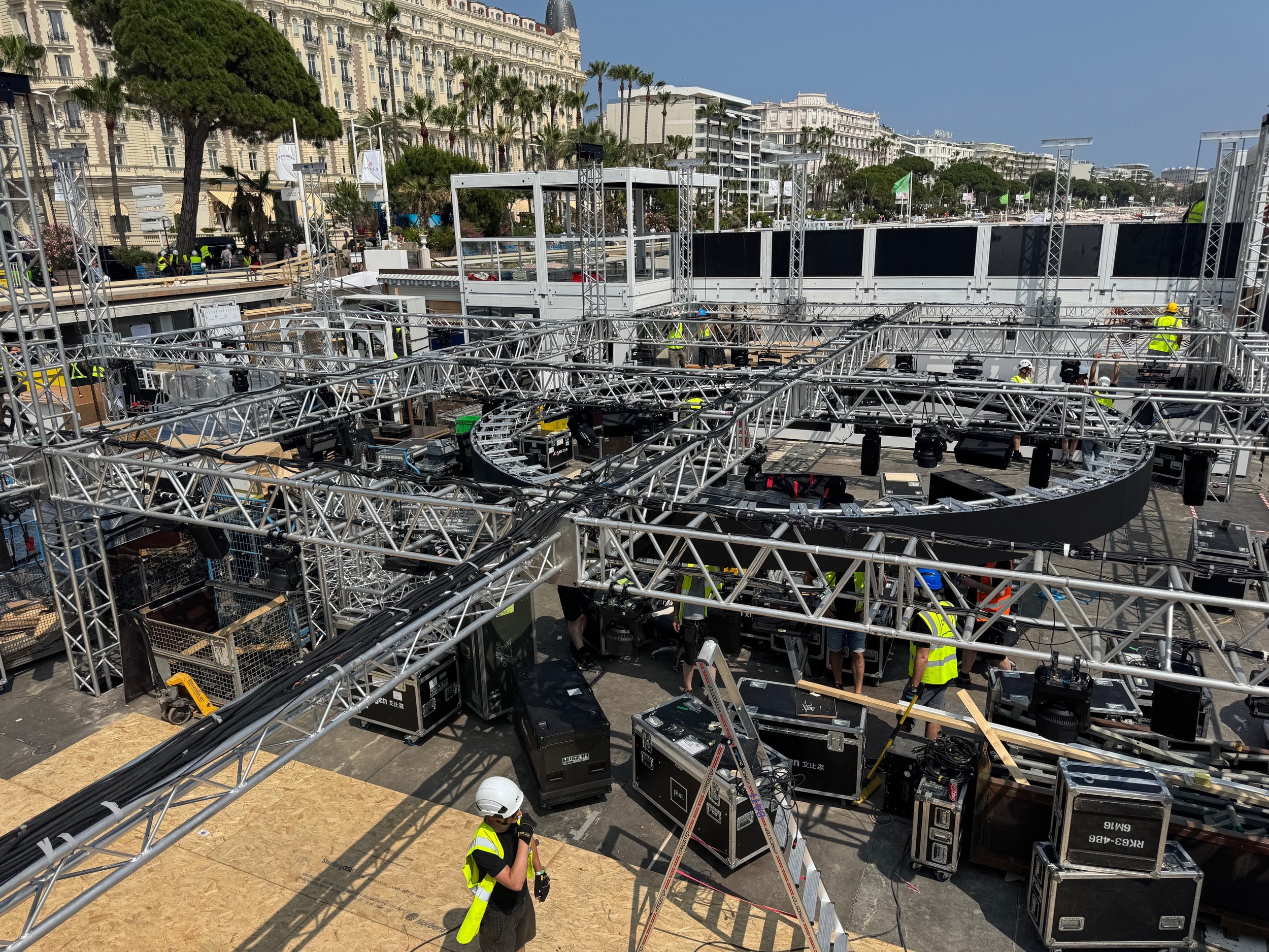 Cannes Rigging.jpg