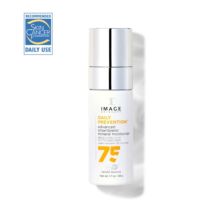 jocelyn-perez-skin-daily-prevention-advanced-smartblend-mineral-moisturizer-SPF-75.jpg