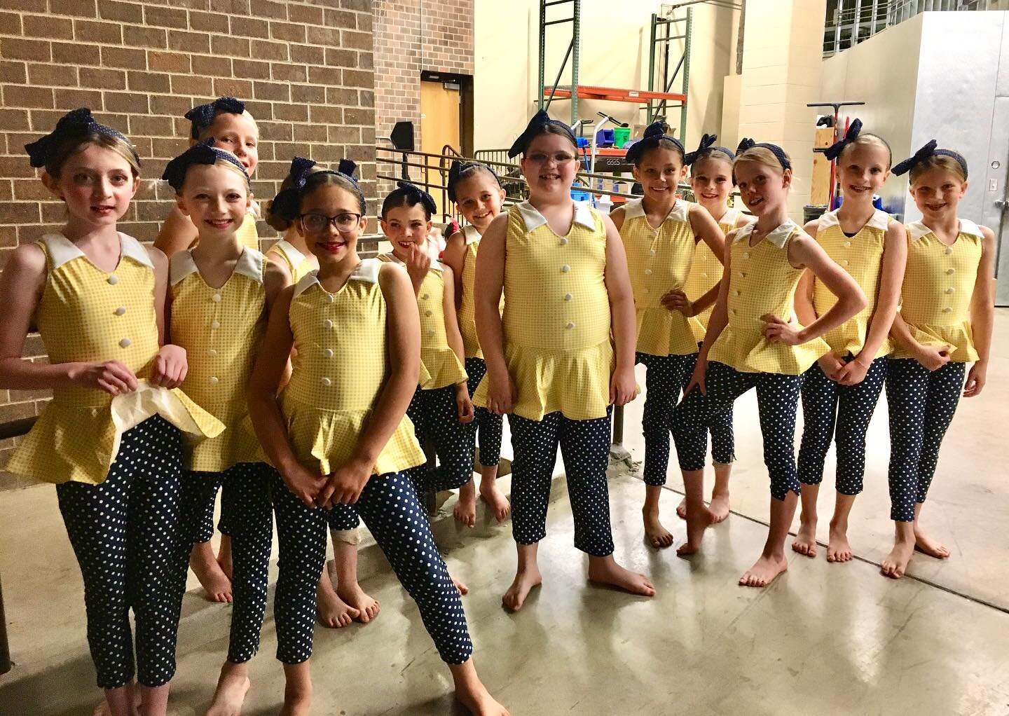 The backstage world is so much fun for dancers! ⭐️ #primarecital #dressrehearsal #primadancing
