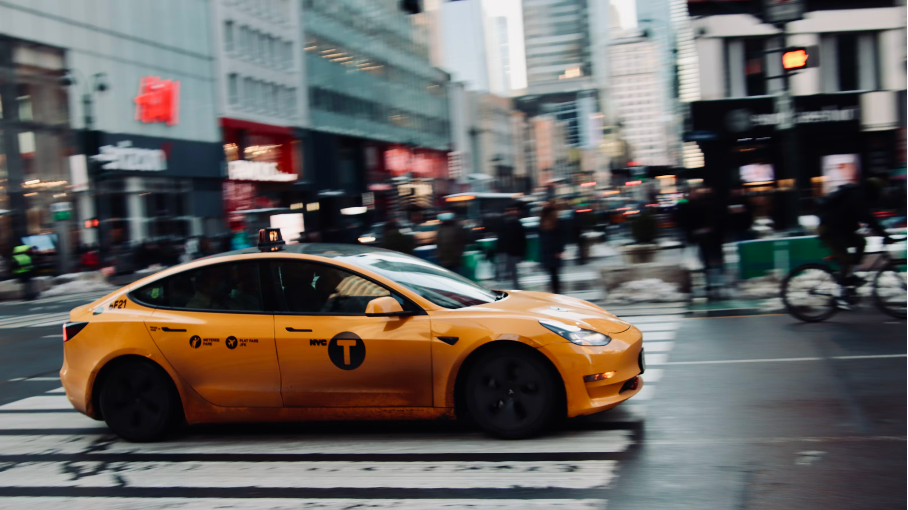 Tesla krijgt ROBOTAXI niet als merk geregistreerd in de EU