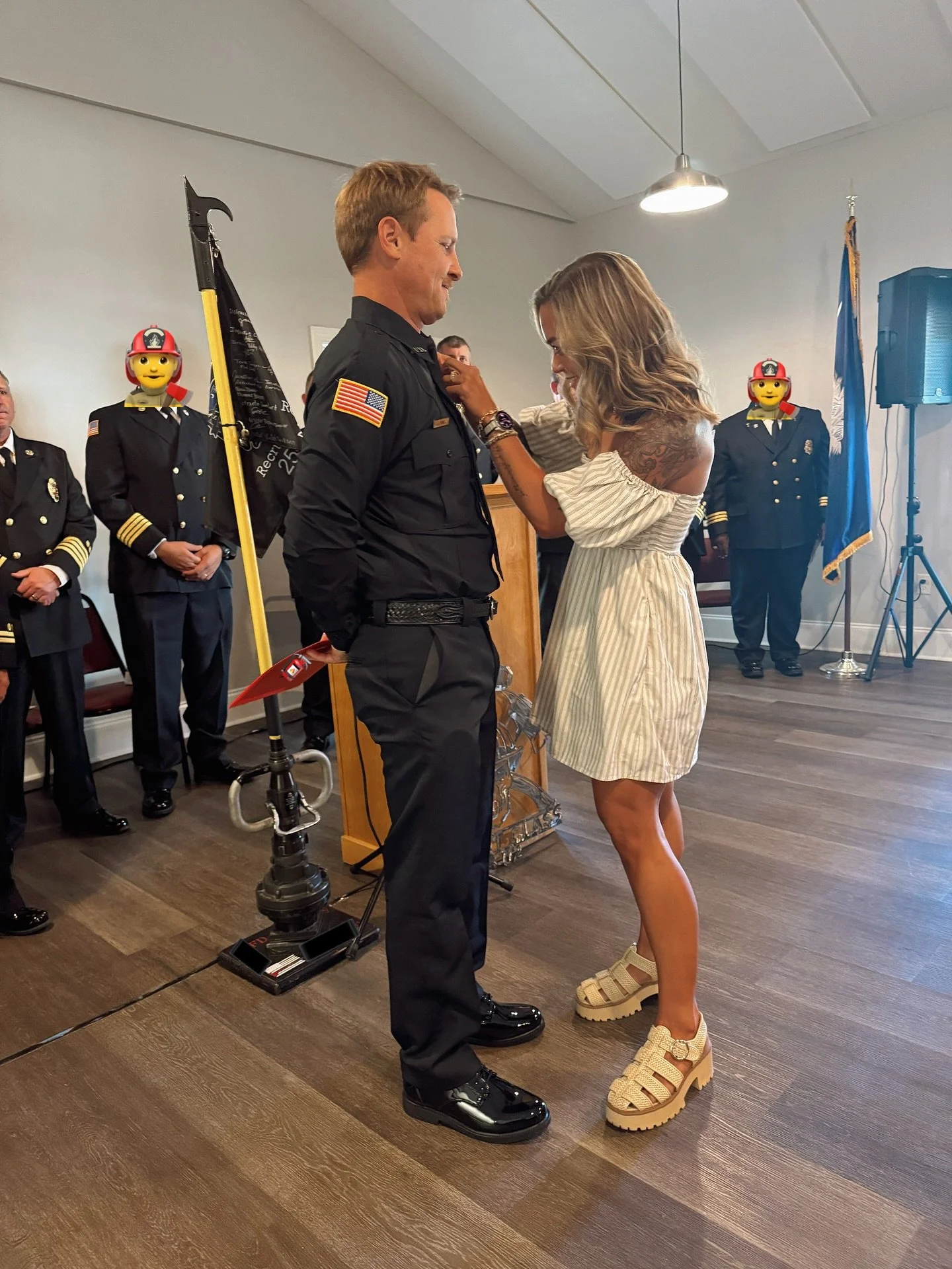 PROUD is an understatement&hellip;😭 officially - MR. FIREFIGHTER DENLY! 🧯🚒👨&zwj;🚒🔥

It was an absolute honor to officially pin my husband as he was sworn in / took his oath as a firefighter today🖤 For the last 8 weeks I&rsquo;ve watched this m