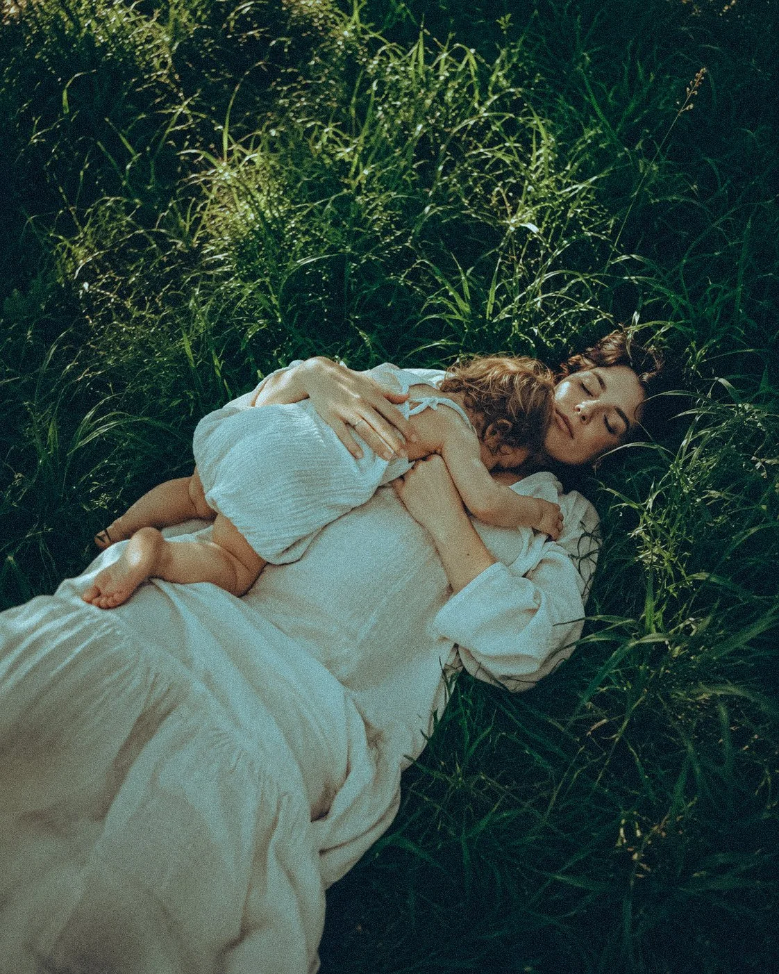 Bebofi-artista-arte-fotoarte-revelado-fotografia-experimental-luz-materia-procesos-alternativos-bodas-servicio-fotograficos-barcelona-mexico-revelado-lectura-natal-astrologia-hijos-7.jpg (copia)