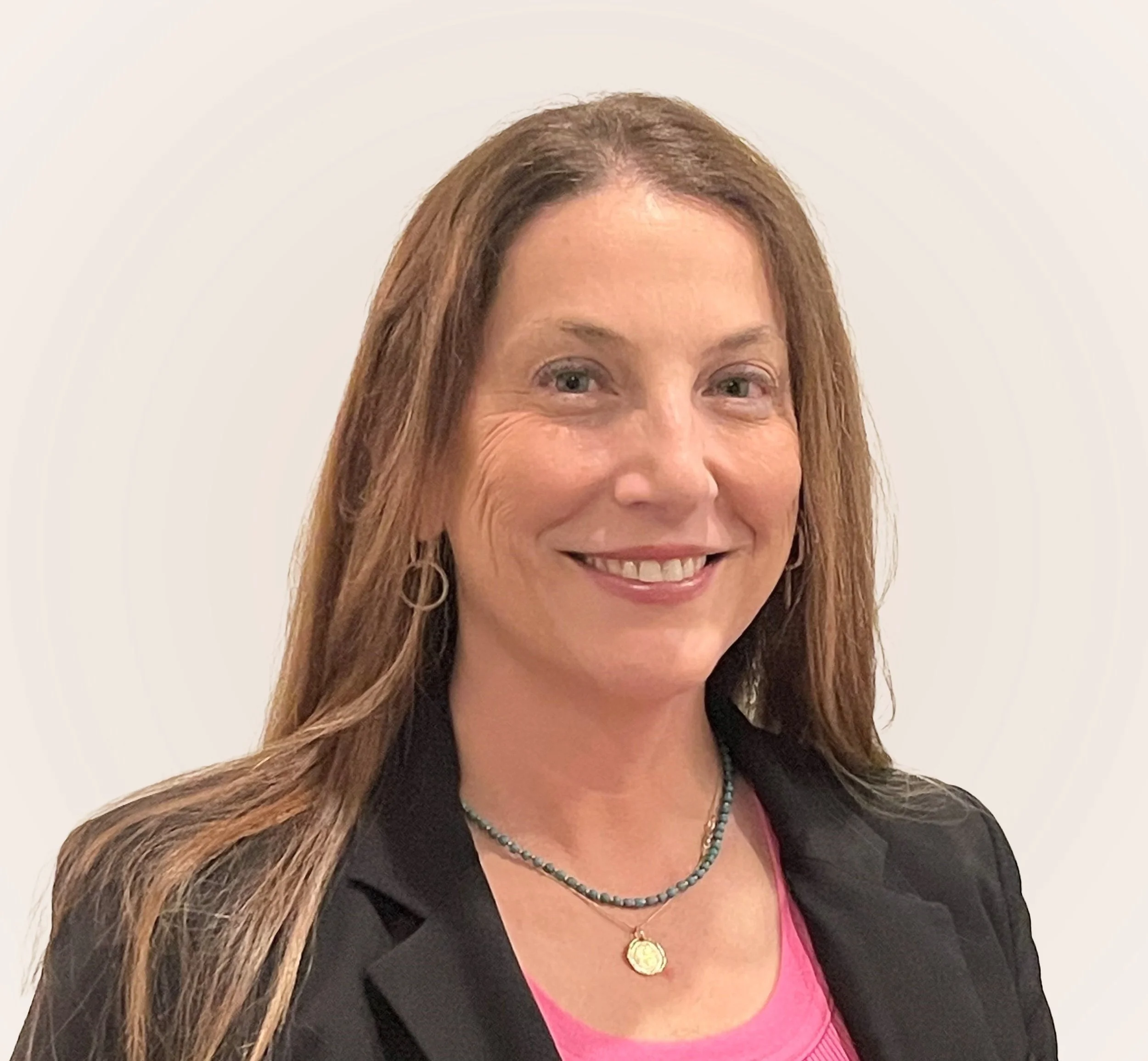 Peggy Bennett Joins Macrae as Managing Director in Washington, D.C.