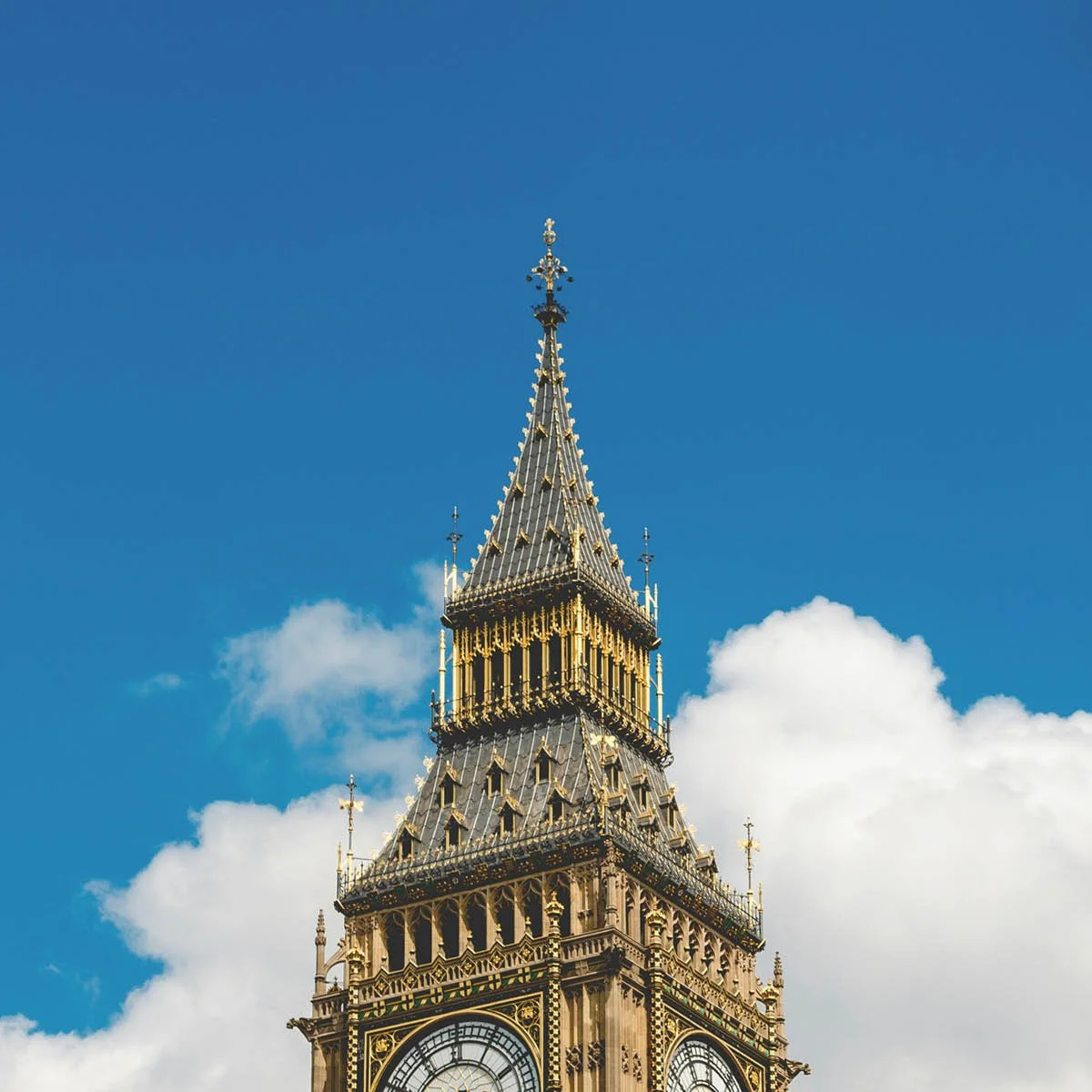 UK Legal Sector Braces for M&amp;A Surge and AI Acceleration in 2026