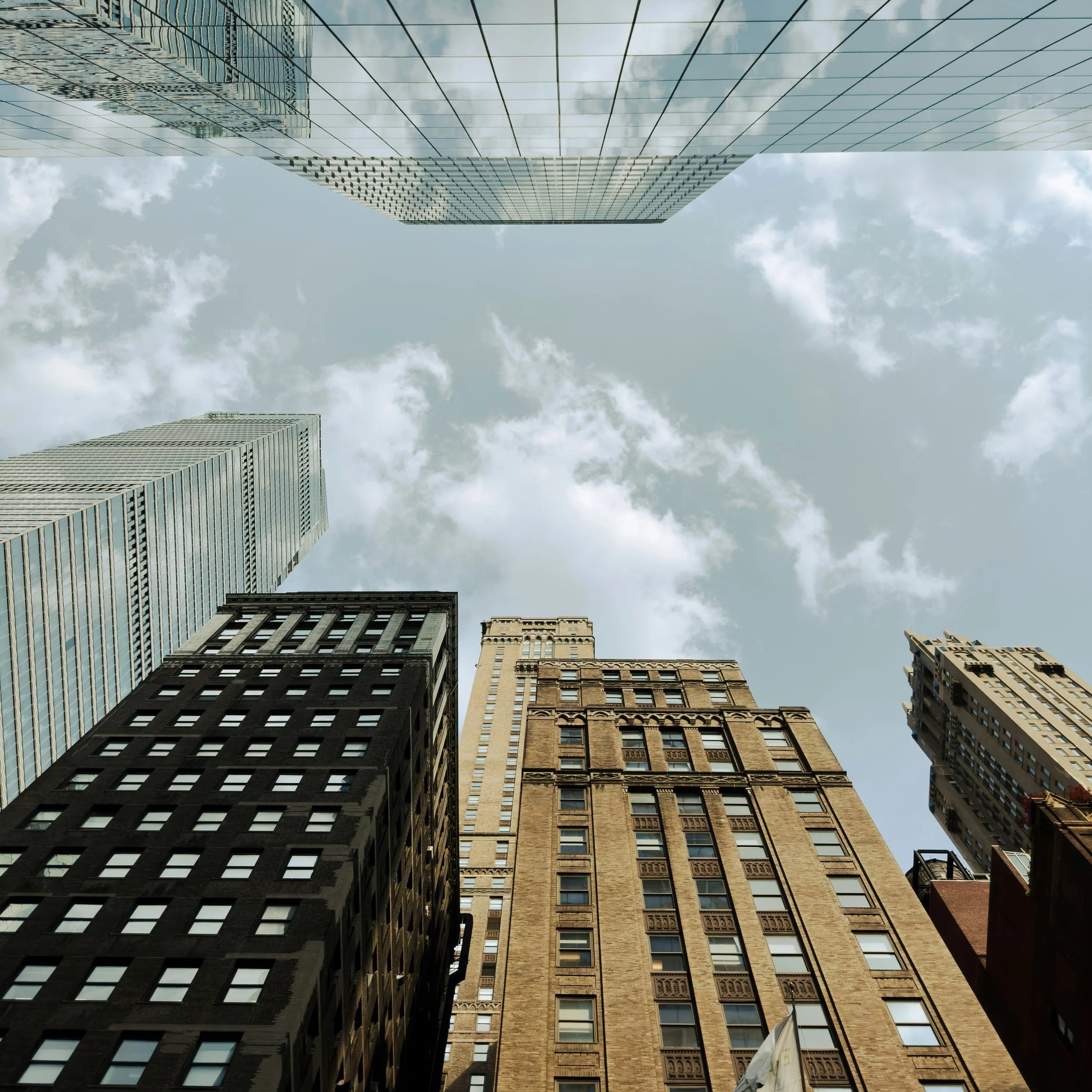 Bloomberg Law: Corporate Lawyers Cash in on 'Tsunami' as Firms Target Partners