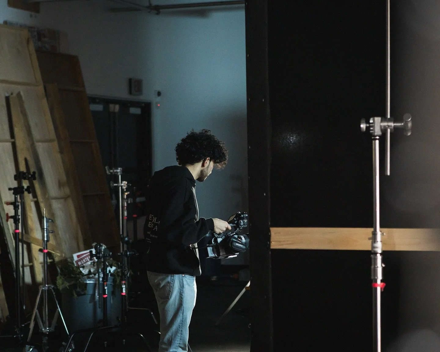 Lucky Day - A film by @ivannasoler 
@fr4nco_o
📸 @cosmiccullen

&bull;
#filmproduction @torontofilmschool