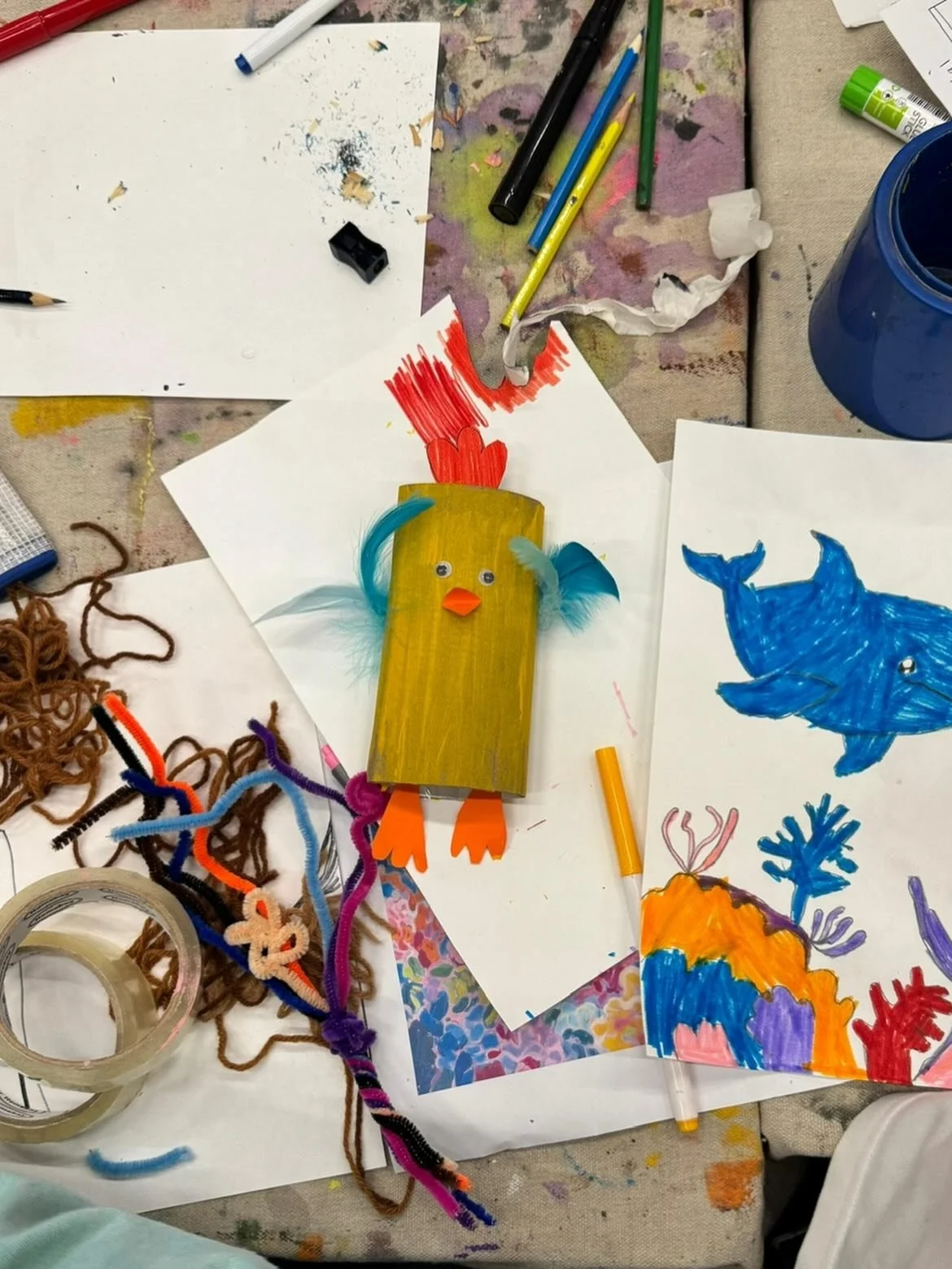 May half term is coming up and we&rsquo;ve got some lovely creative sessions planned 🎨

Alongside our much loved holiday clubs at Ditchling Barn, we&rsquo;re also introducing something new for older children ❤️

🧵 Design &amp; embellish your own to