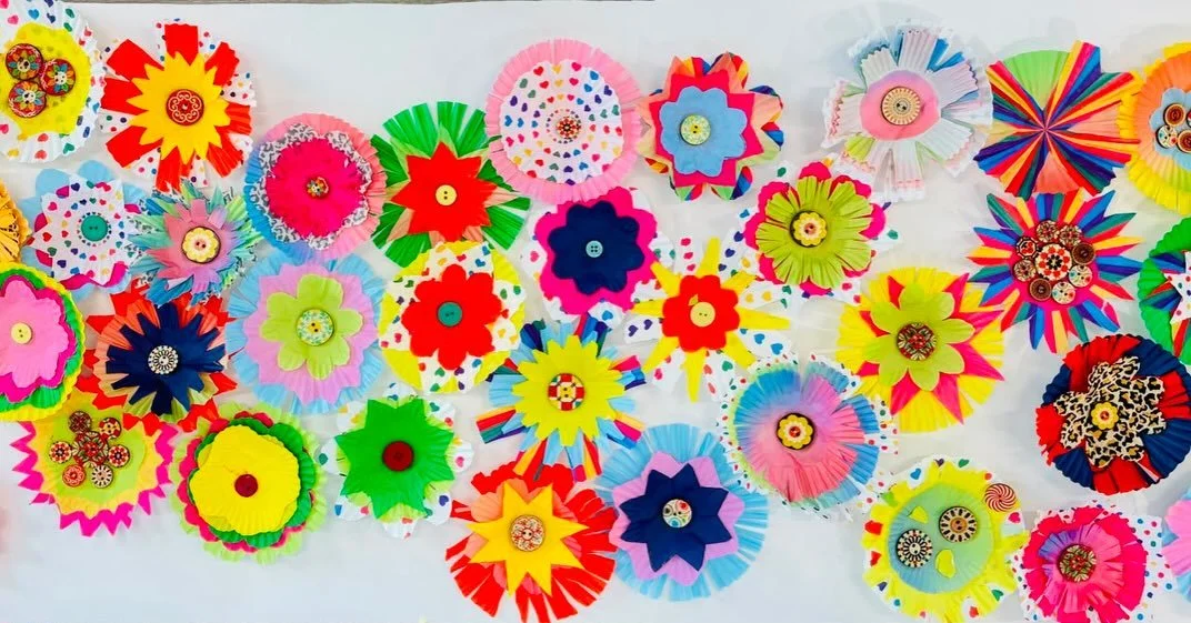 A riot of colour at Oakwood Court!

Juliette&rsquo;s latest creative session was inspired by Oakwood Court&rsquo;s summer Fiesta &amp; Carnival celebrations, with residents making these fabulous layered flowers from colourful cupcake cases, papers, b