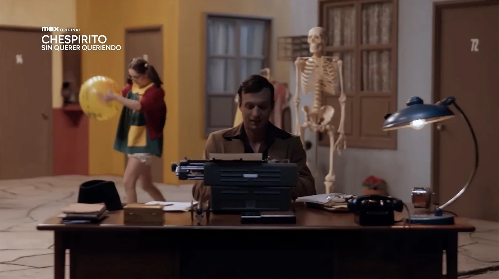 CHESPIRITO, SIN QUERER QUERIENDO