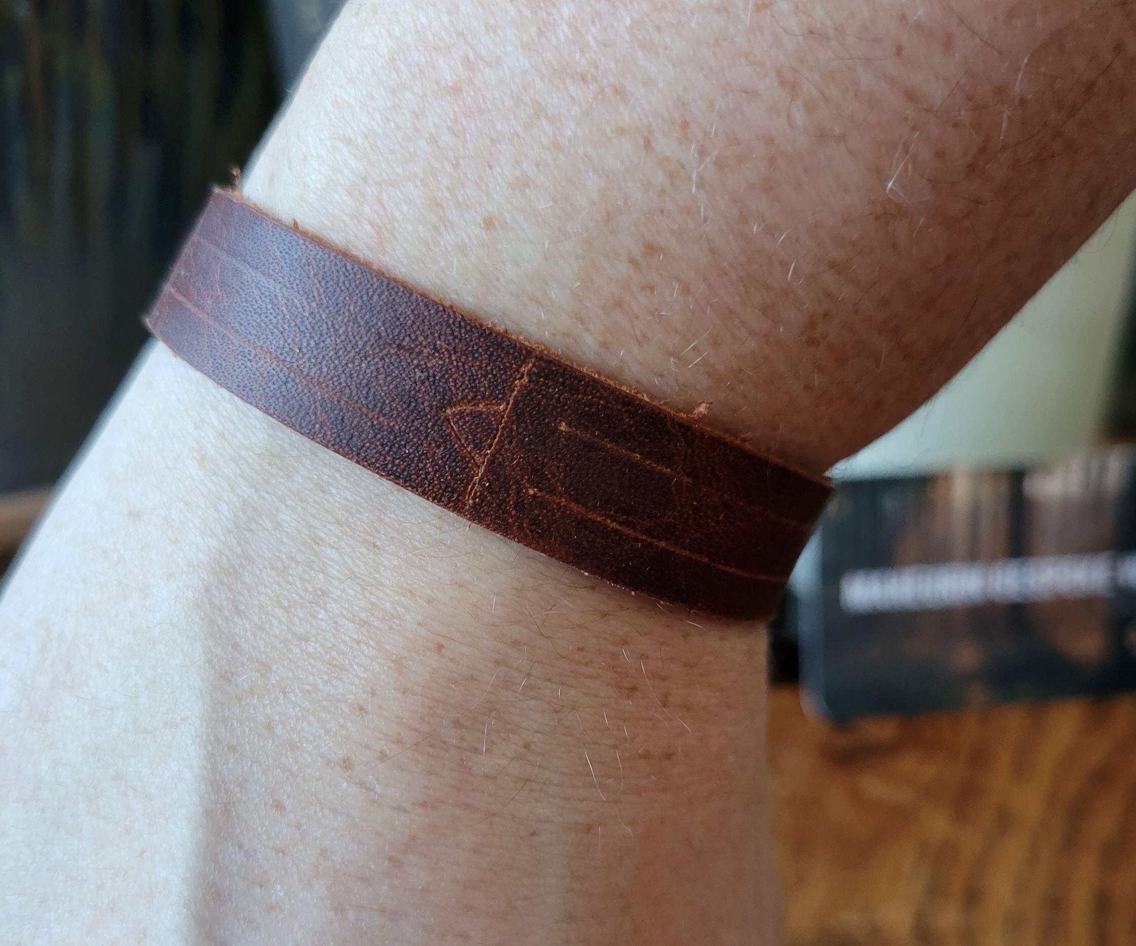 https://i.etsystatic.com/31087601/r/il/783592/3794098894/il_fullxfull.3794098894_m76q.jpg