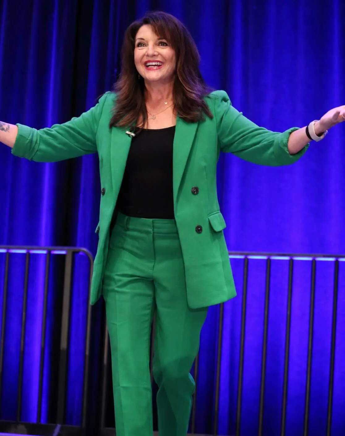 Sharon Delaney McCloud speaking on stage