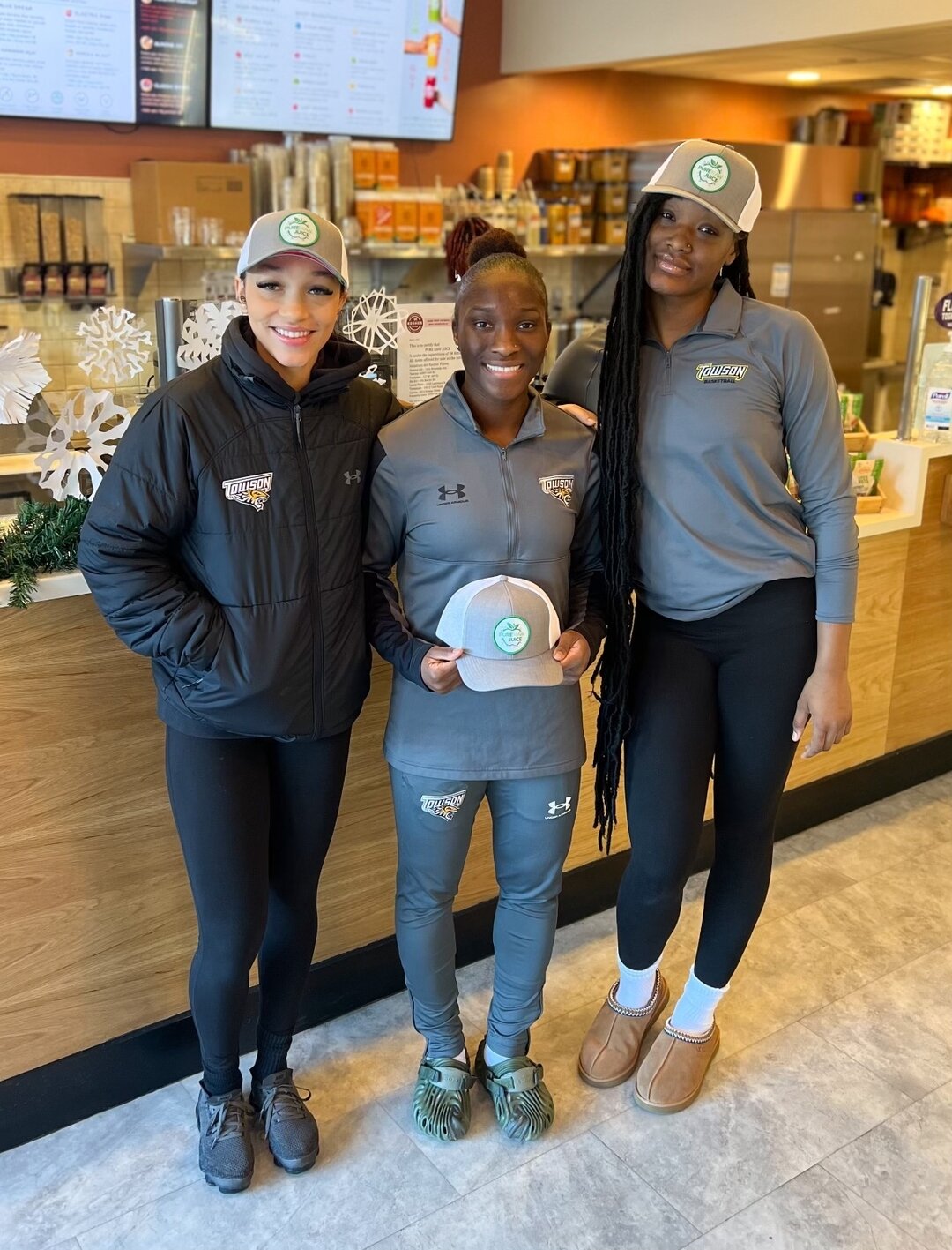 Hey, PRJ Fam! 👋 Meet India, Patricia, and Quinzia! 

We're stoked to have these three women from the @towson_wbb team as a part of our NIL Athletes! 🏀 🥳

Let's get to know them! 💚 

From left to right:👇

🎉 India Johnston 🎉
🏀 Number: 2
🏀 Posi