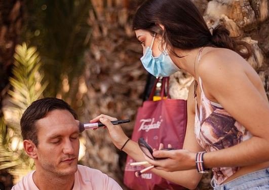 Maquillaje para producción de cine