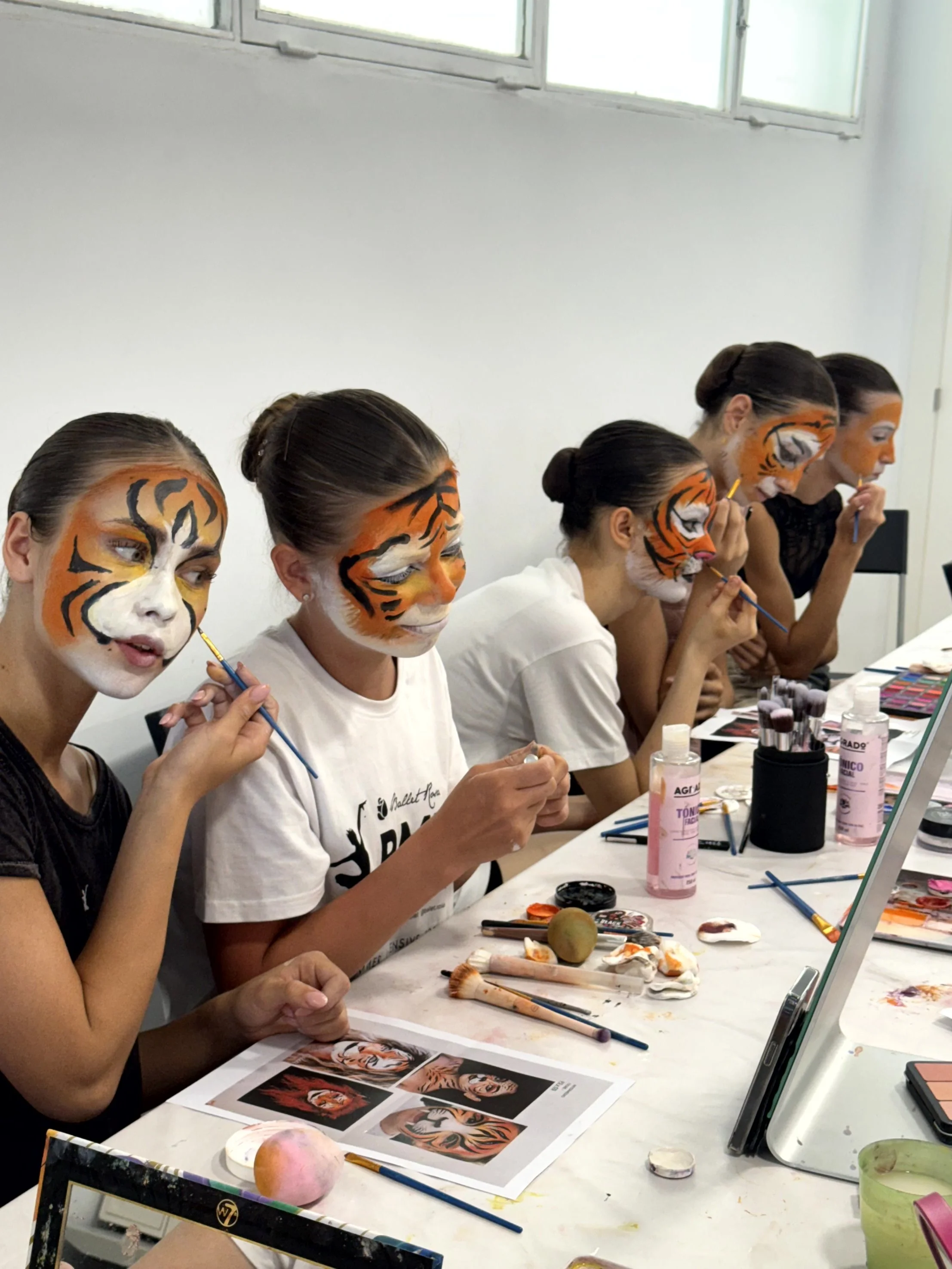 MAQUILLAJE-TEATRO-ALICANTE (20).jpg