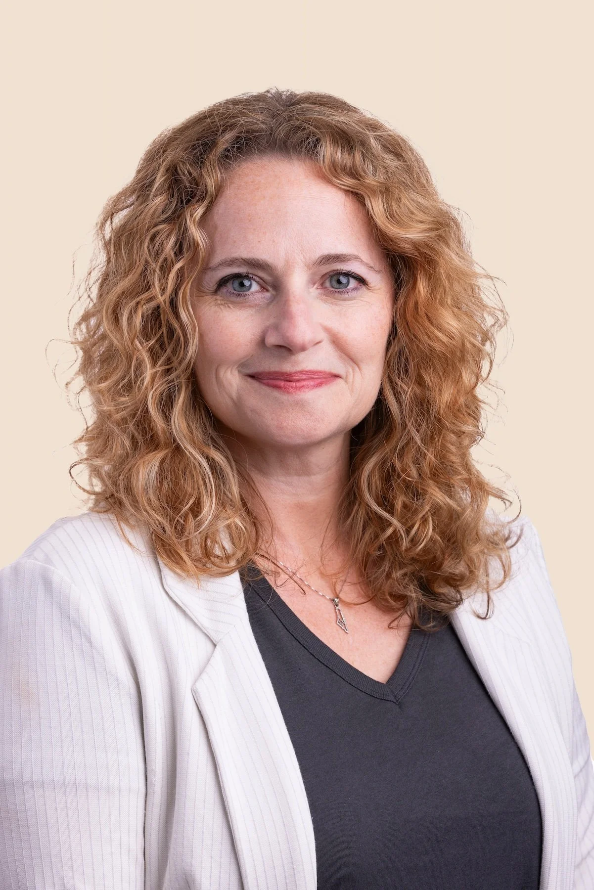Headshot photo of Lucy Bassli