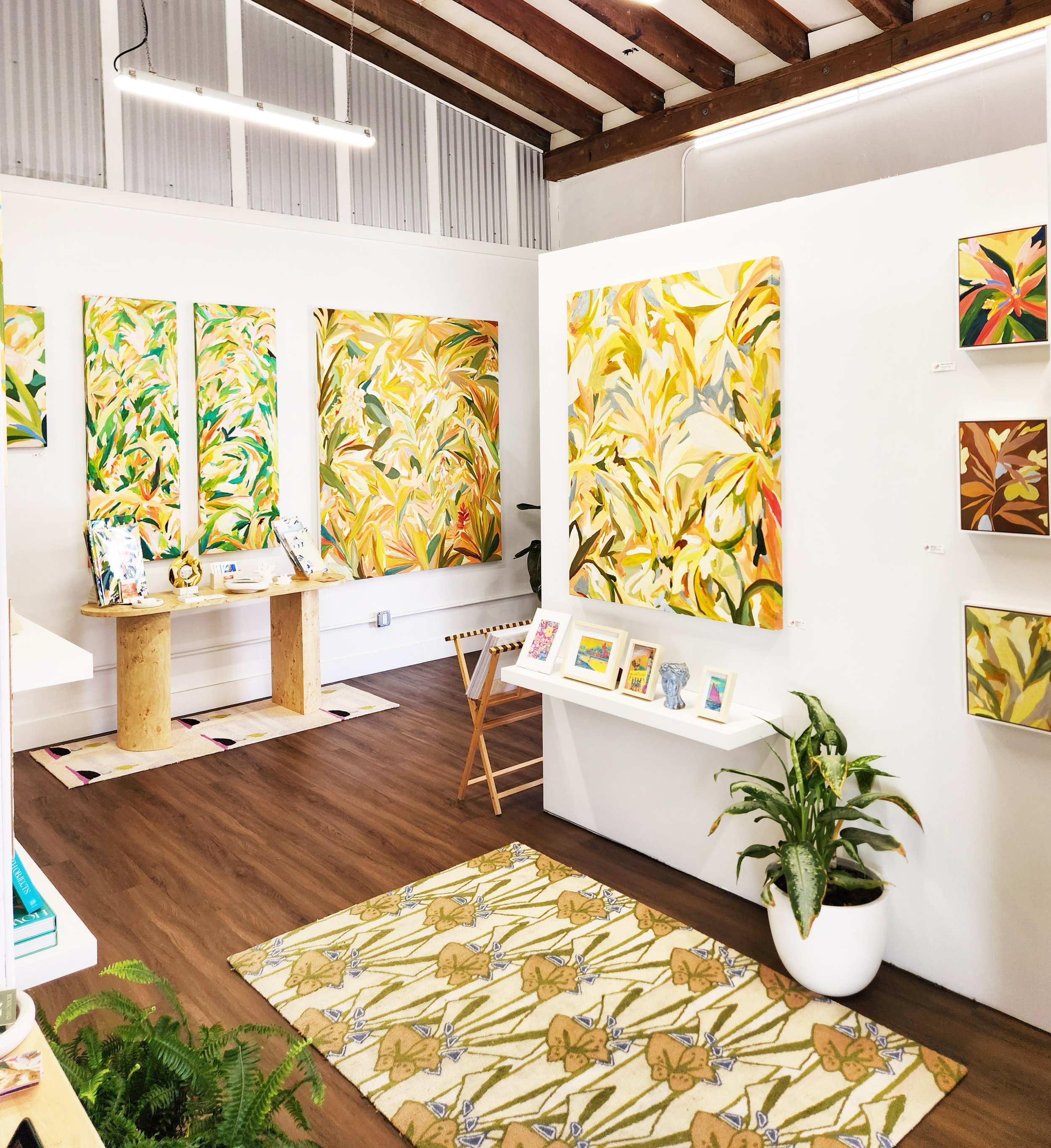 WORKING GALLERY + STUDIO