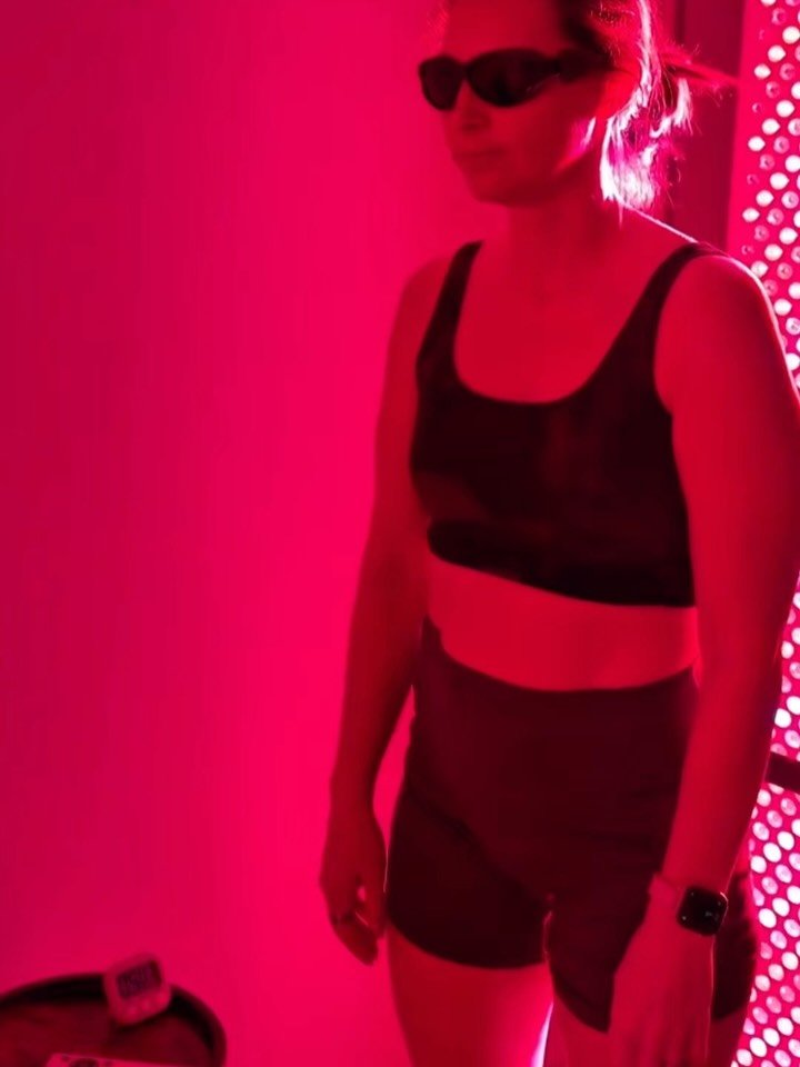 Easy as 1-2-3.

At our Recovery Room, we stack three of the most effective recovery modalities in one session:

Red Light/Vibration Therapy Compression Boots &amp; Infrared Sauna

The result? You bounce back faster, train harder, and actually make pr