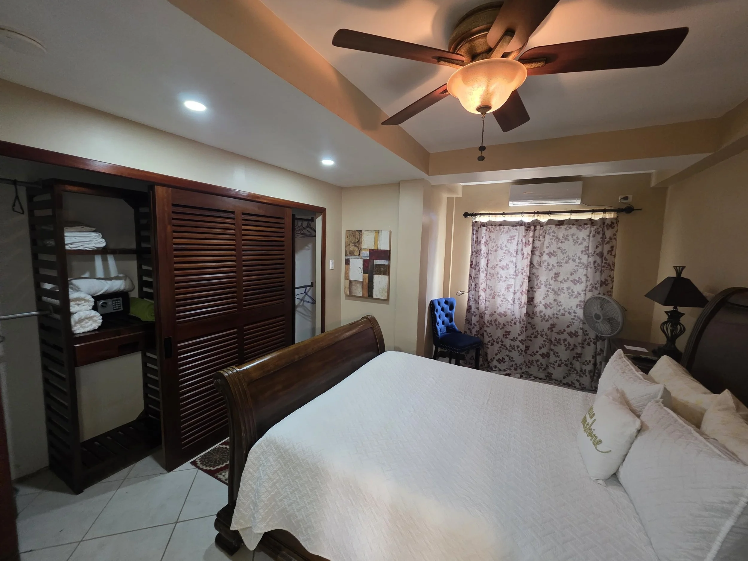 casa-belize-airbnb-1bdr the room.27.jpeg